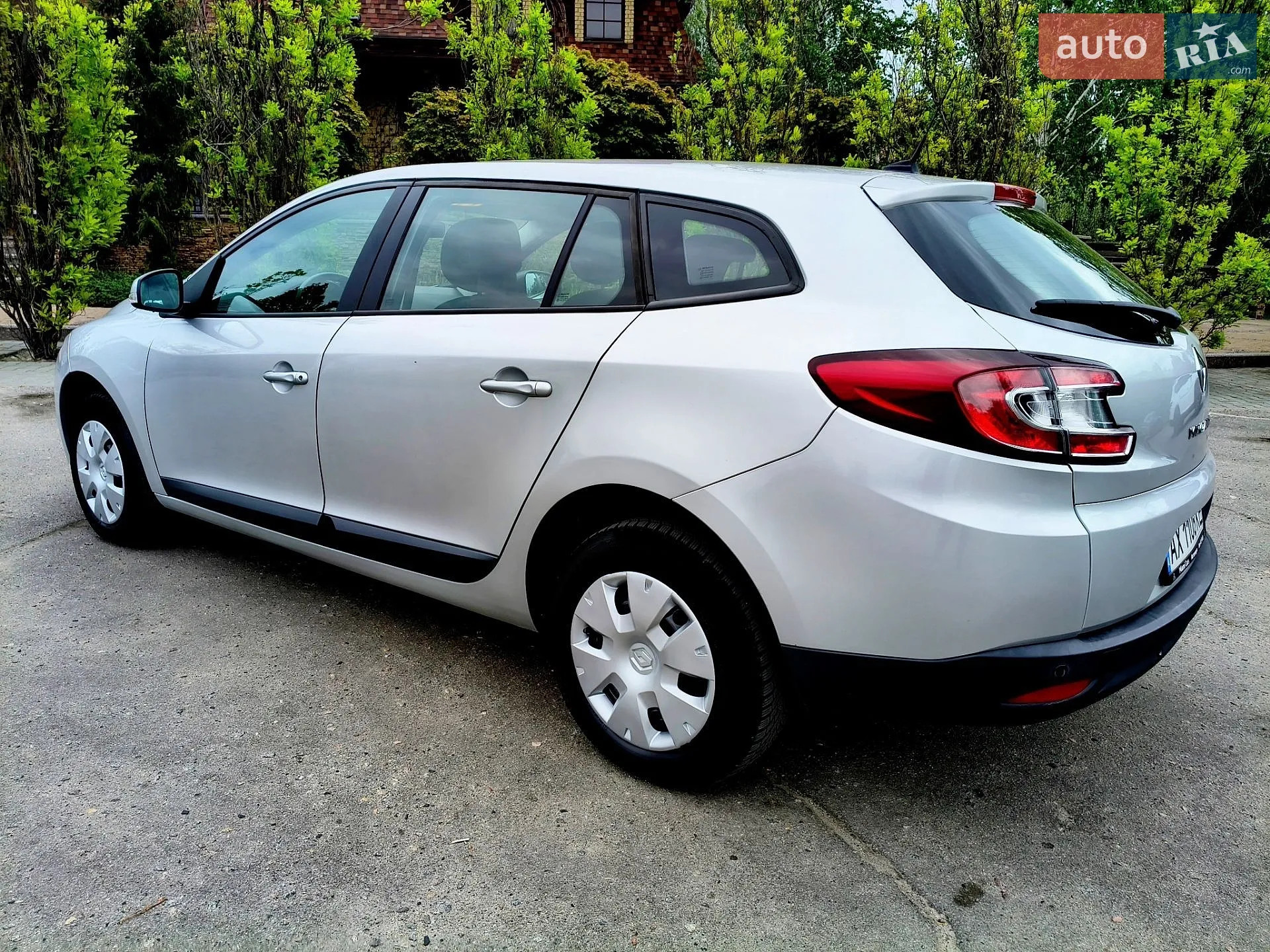2010 Renault Megane - мініатюра 12