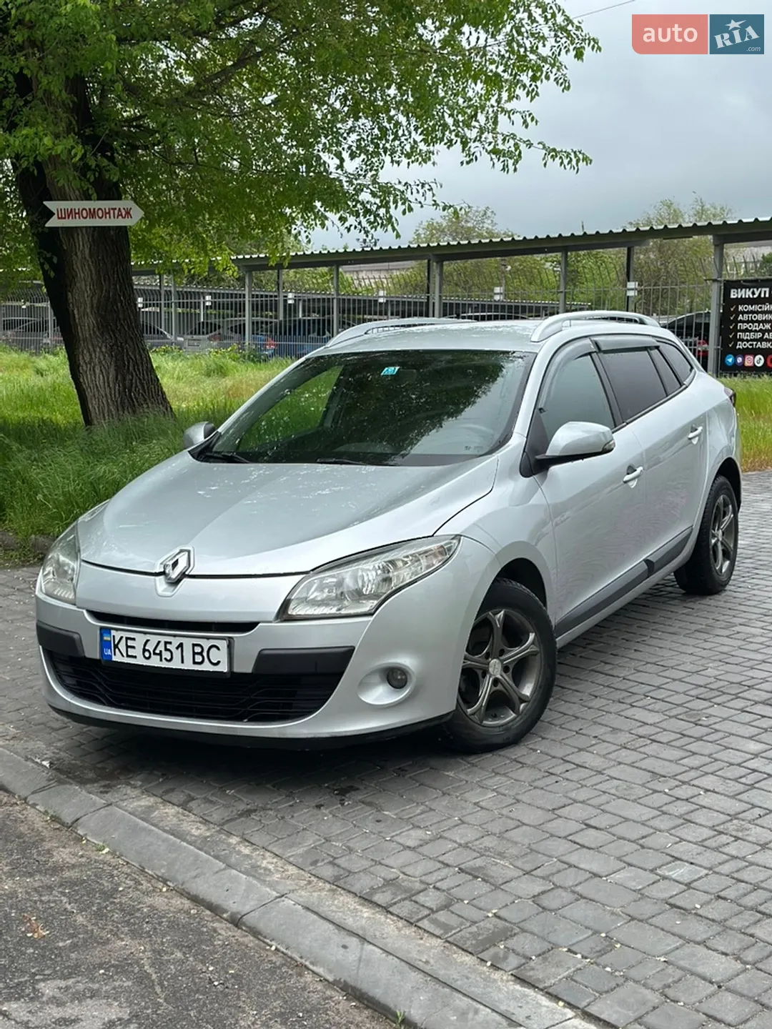 2011 Renault Megane - фото 1