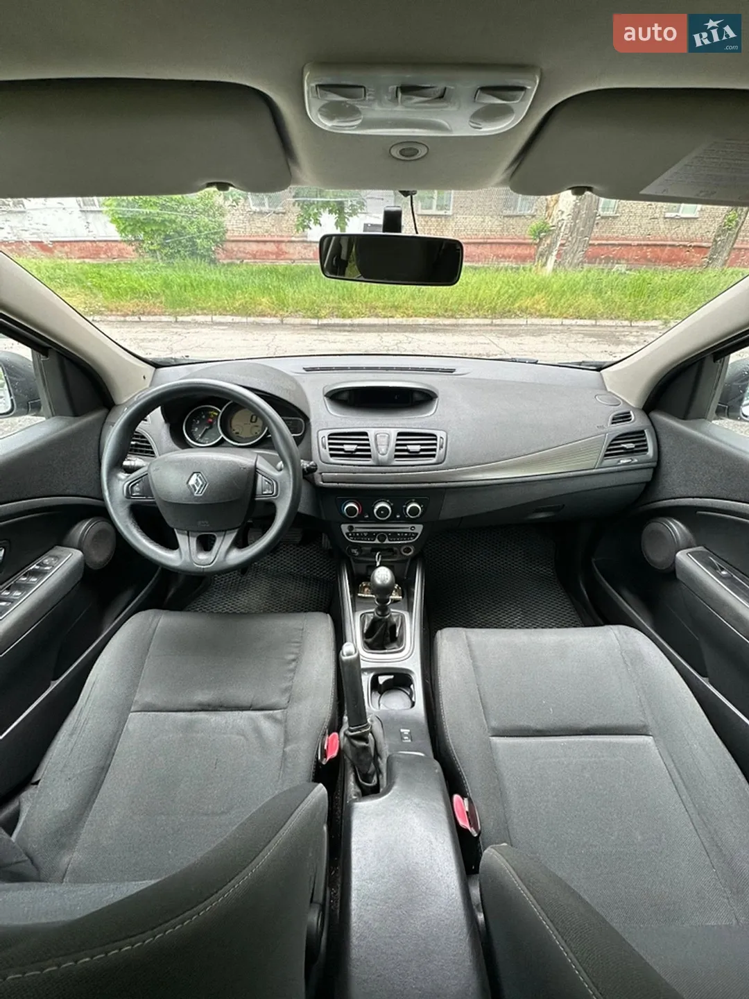 2011 Renault Megane - мініатюра 8