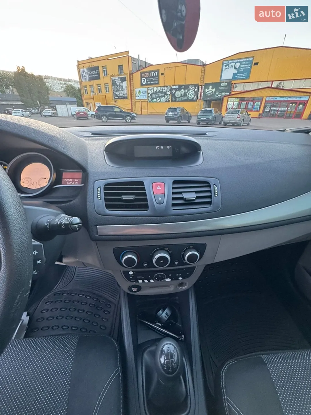 2011 Renault Megane - мініатюра 18