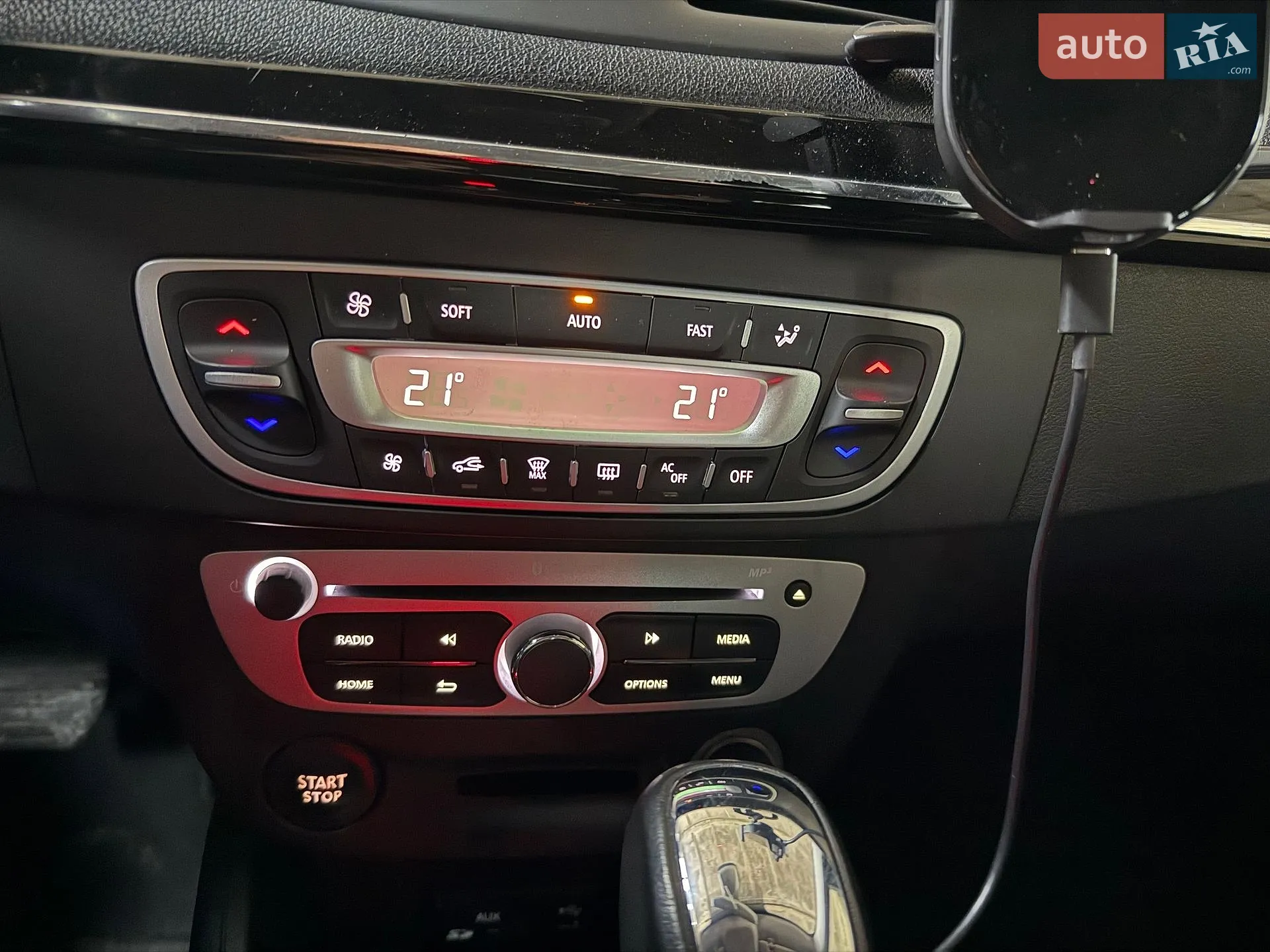 2014 Renault Megane - мініатюра 9