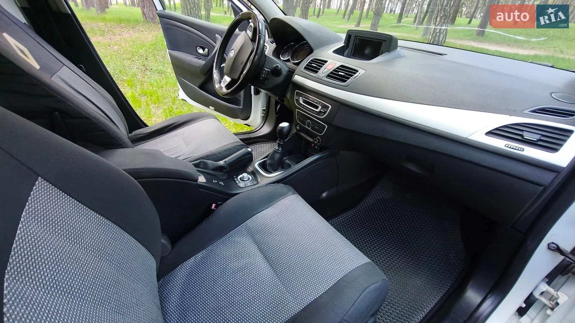 2011 Renault Megane - мініатюра 34