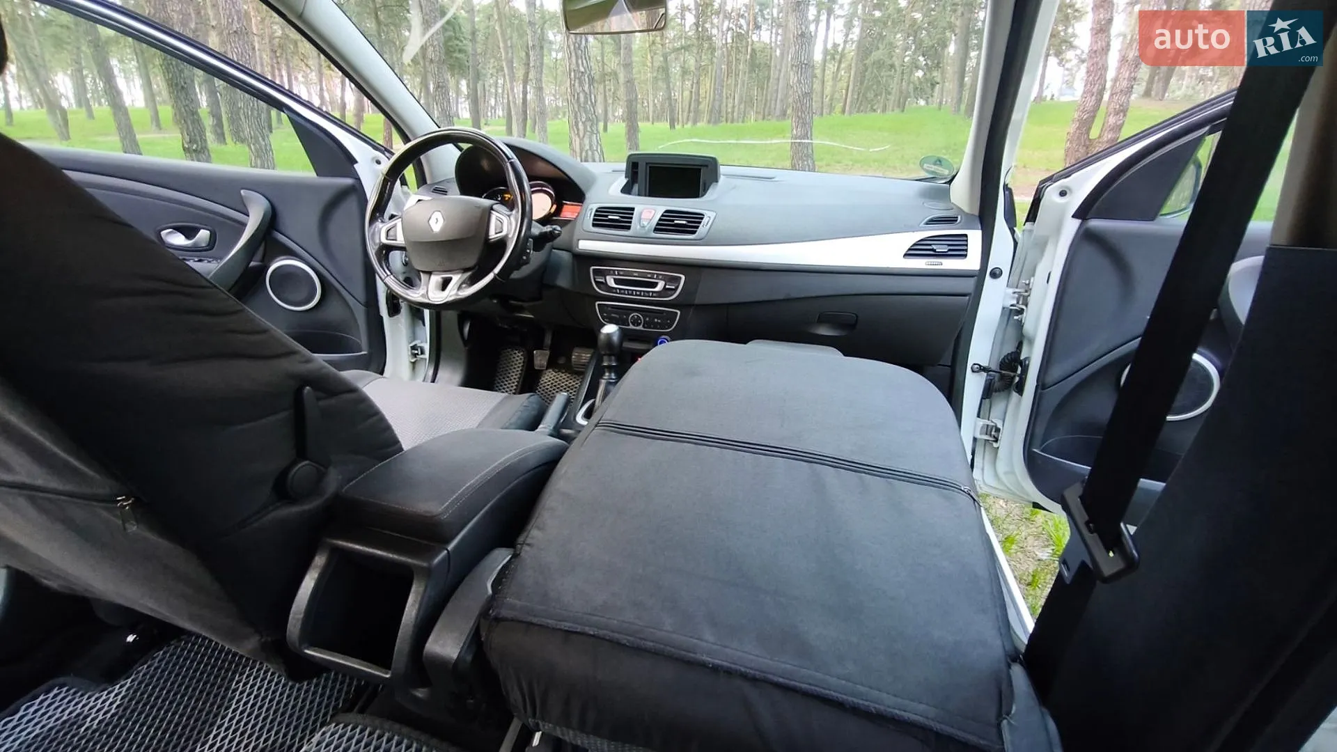 2011 Renault Megane - мініатюра 44