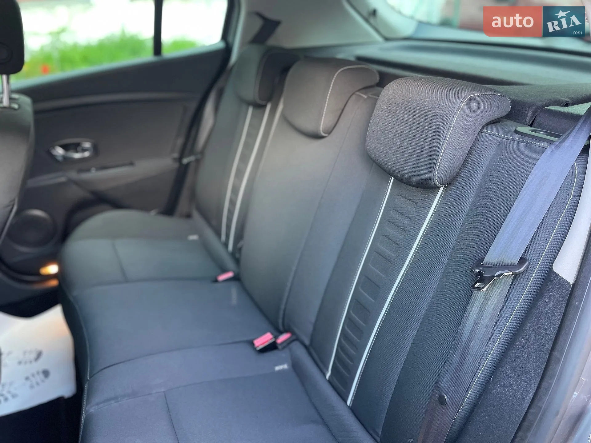 2012 Renault Megane - мініатюра 30