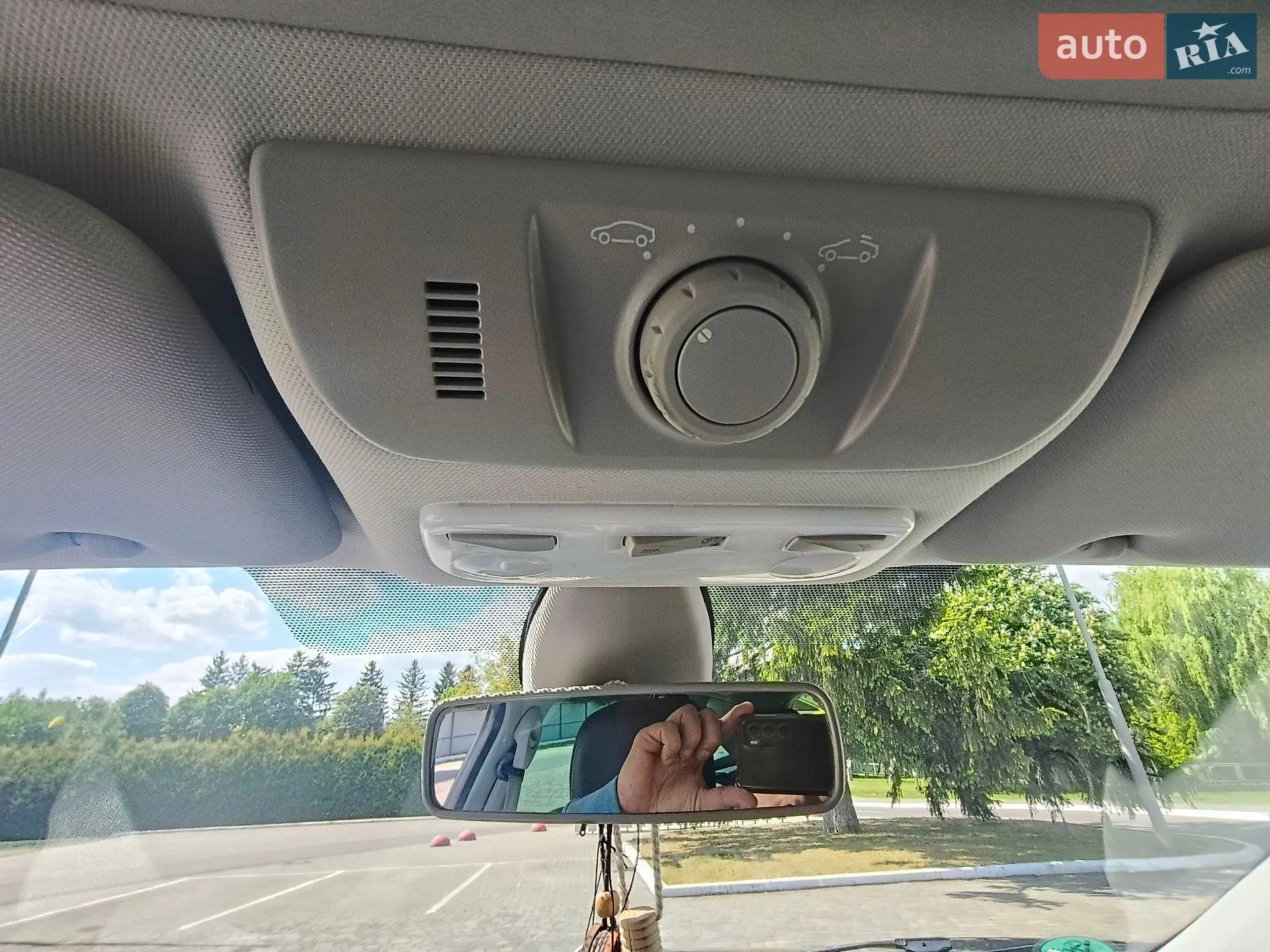2012 Renault Megane - мініатюра 14