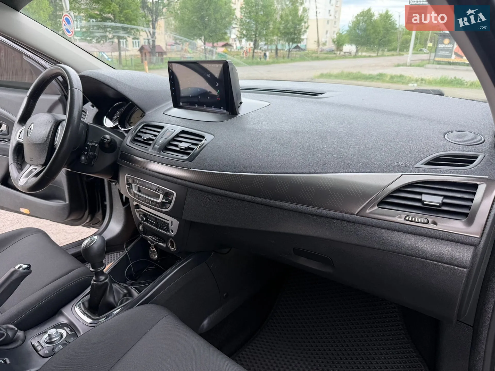 2012 Renault Megane - мініатюра 24