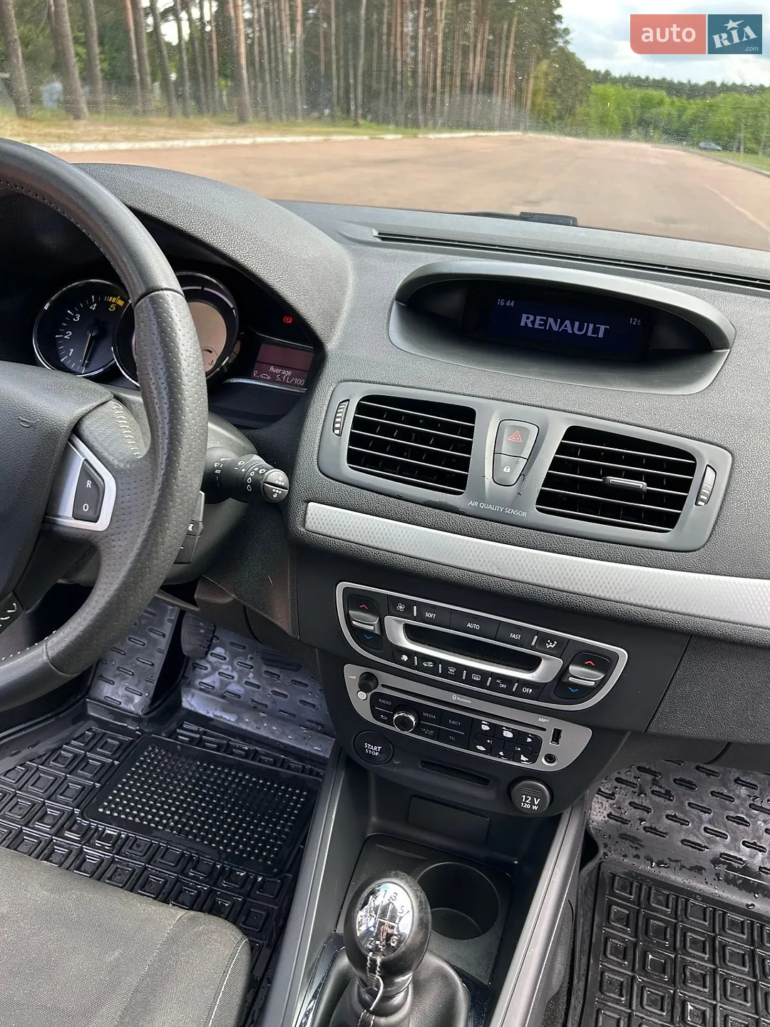 2012 Renault Megane - мініатюра 33