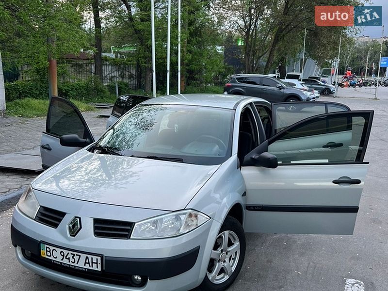 Седан Renault Megane 2005 в Днепре