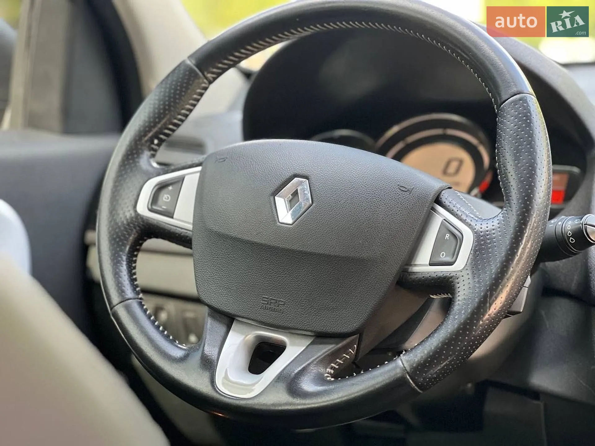 2012 Renault Megane - мініатюра 12