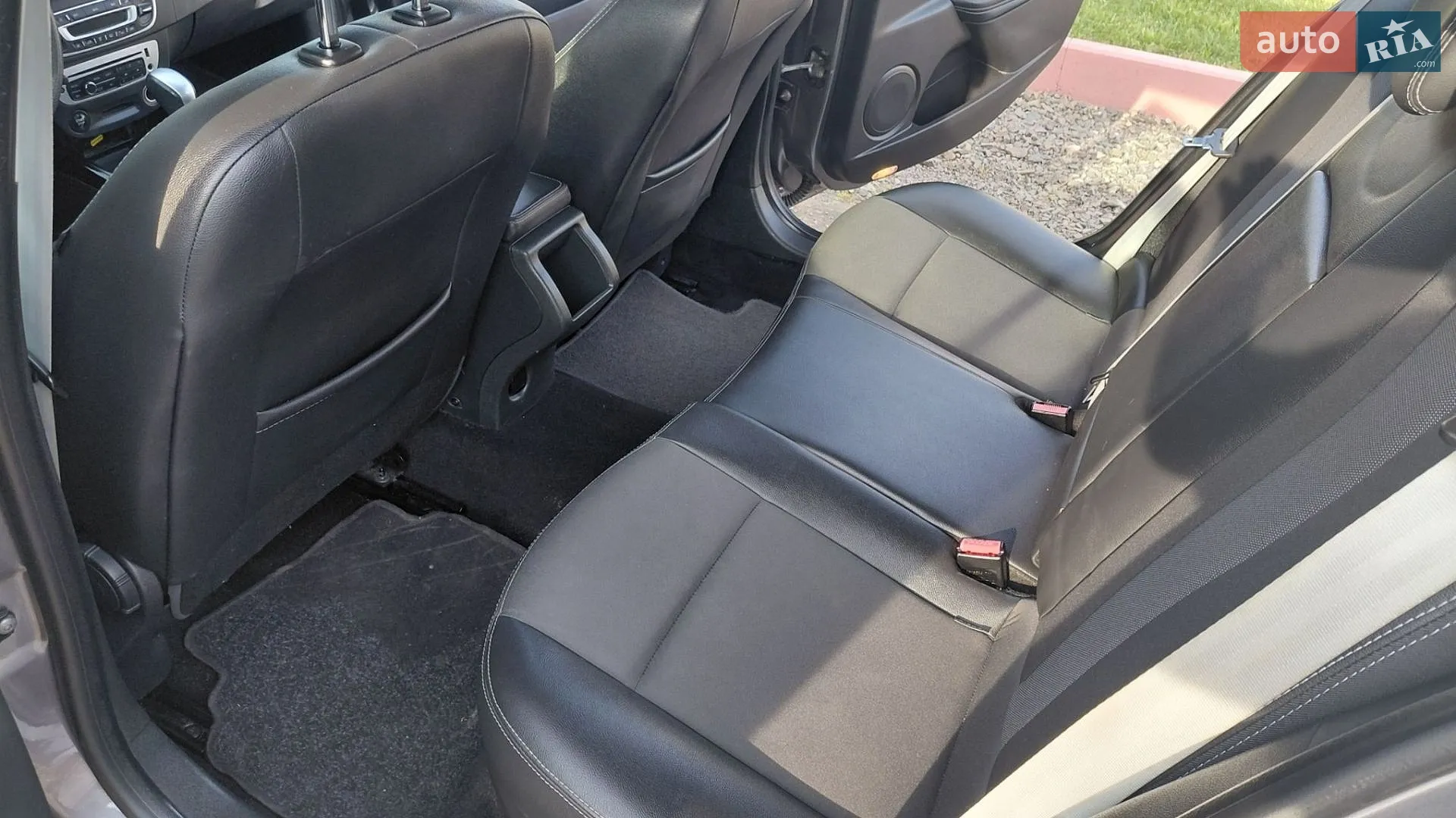 2012 Renault Megane - мініатюра 19