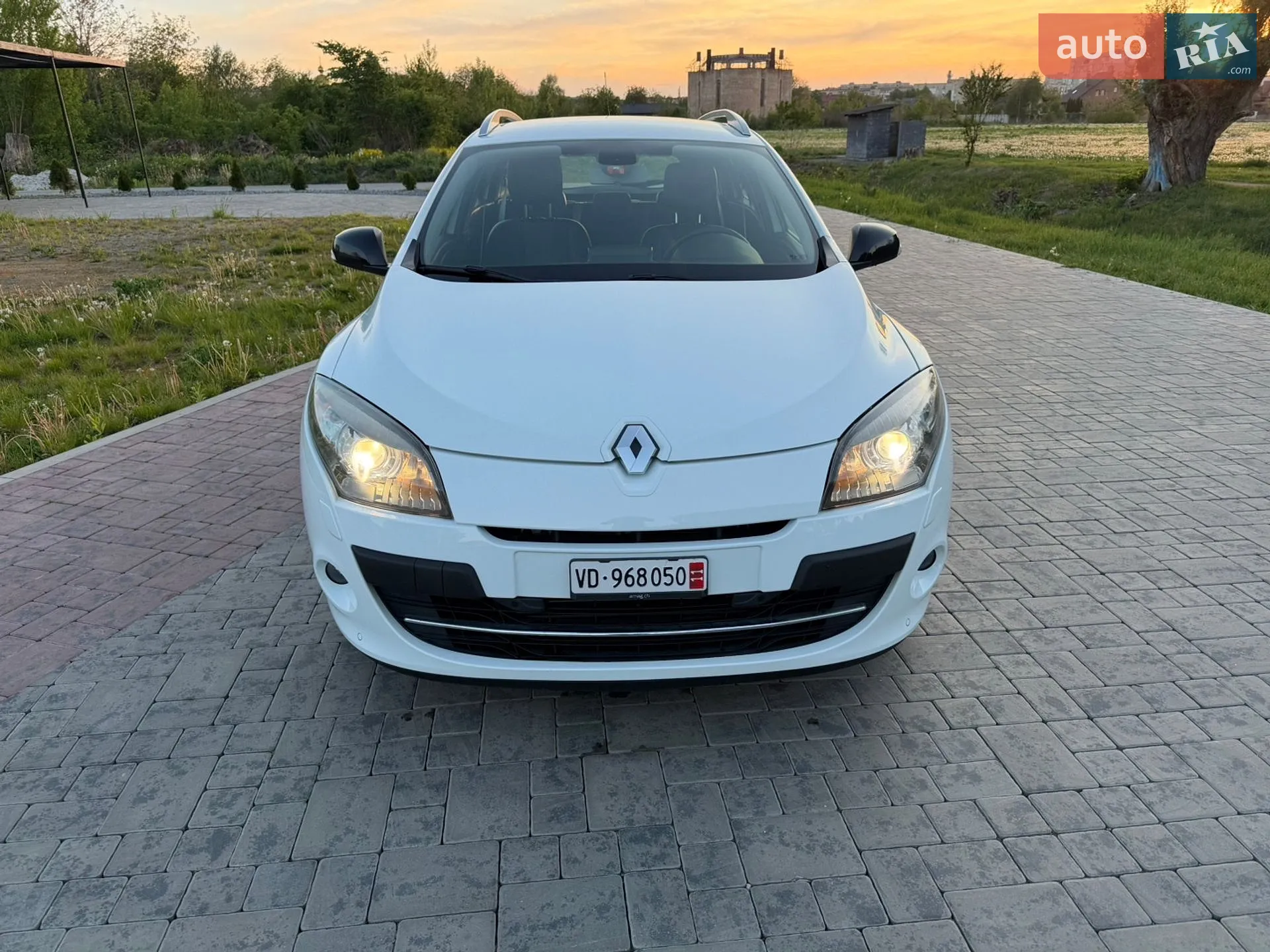 2012 Renault Megane - мініатюра 36