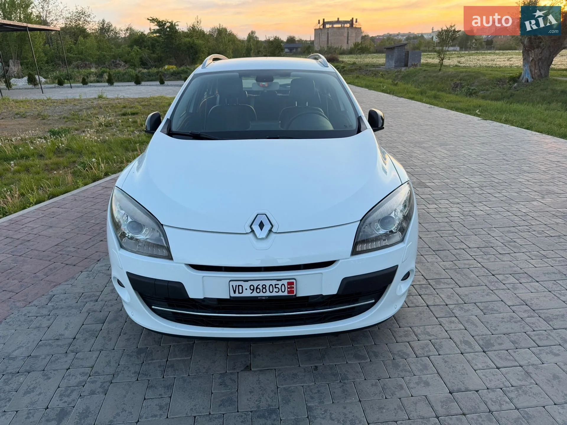2012 Renault Megane - мініатюра 93