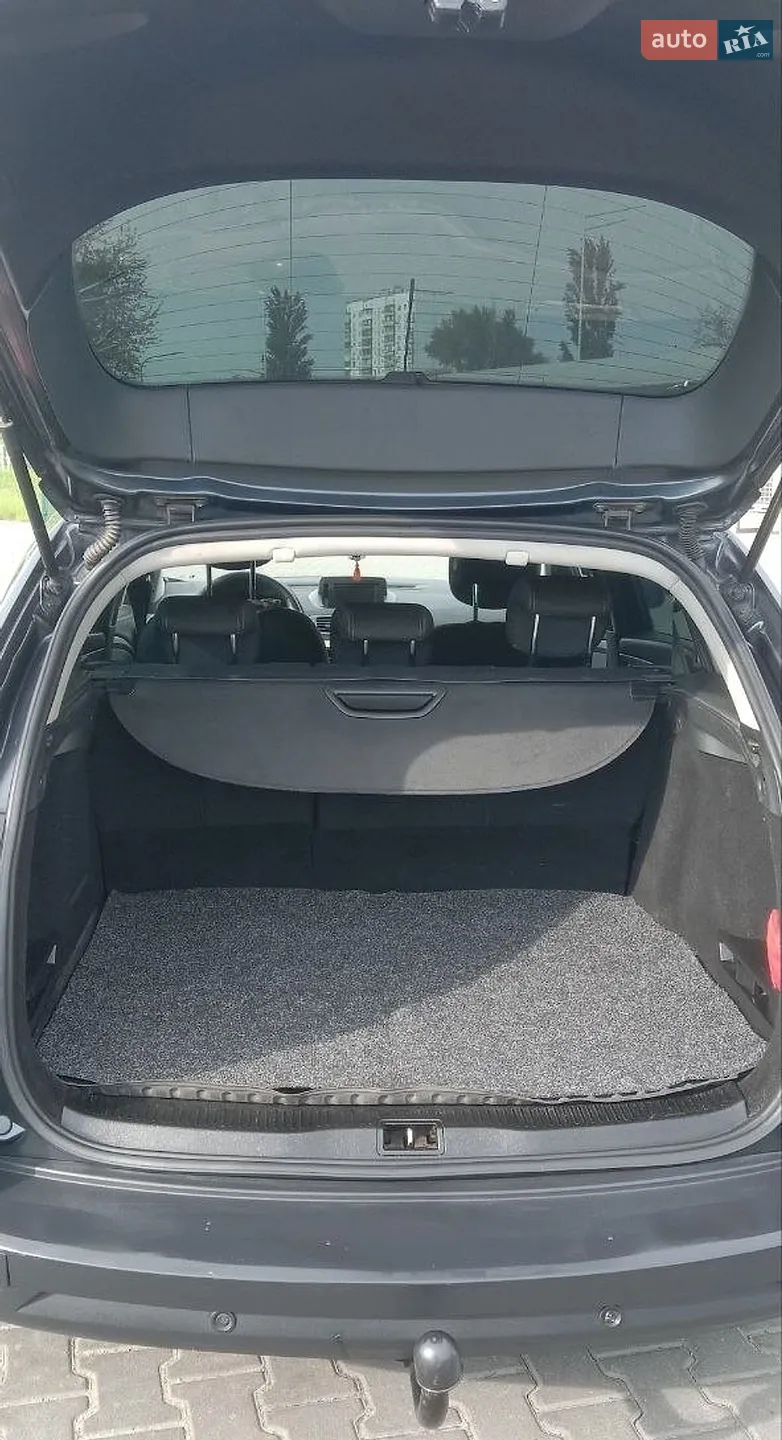2010 Renault Megane - мініатюра 17