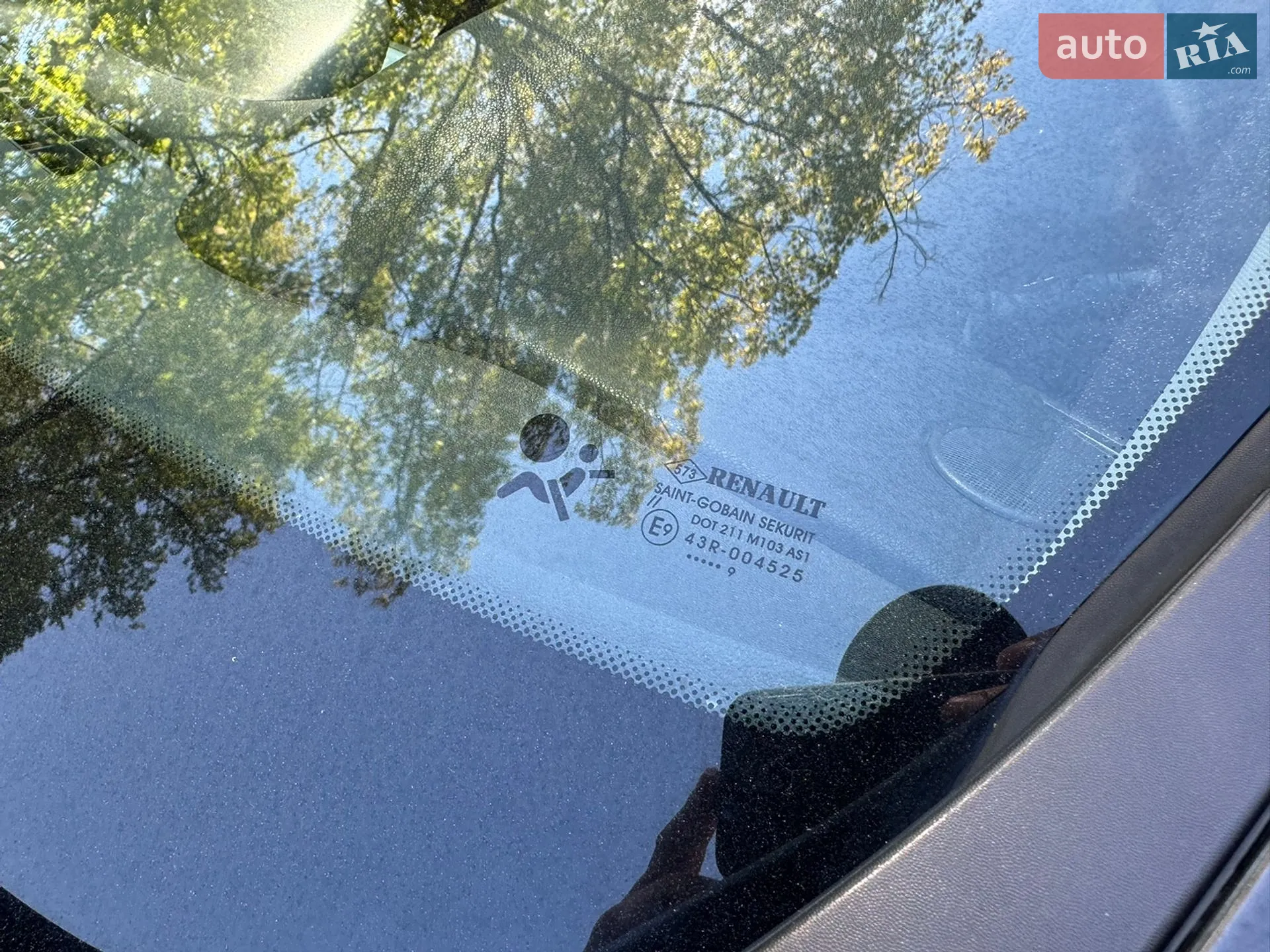 2010 Renault Megane - мініатюра 25