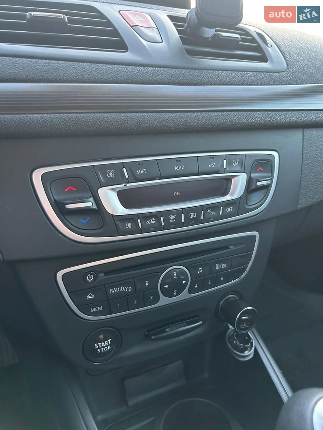 2011 Renault Megane - мініатюра 10