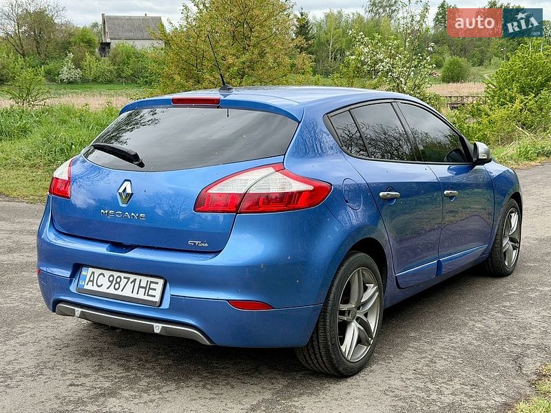 Хэтчбек Renault Megane 2012 в Владимире