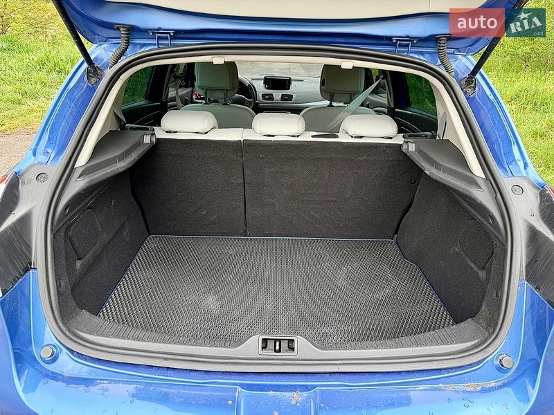 Хэтчбек Renault Megane 2012 в Владимире