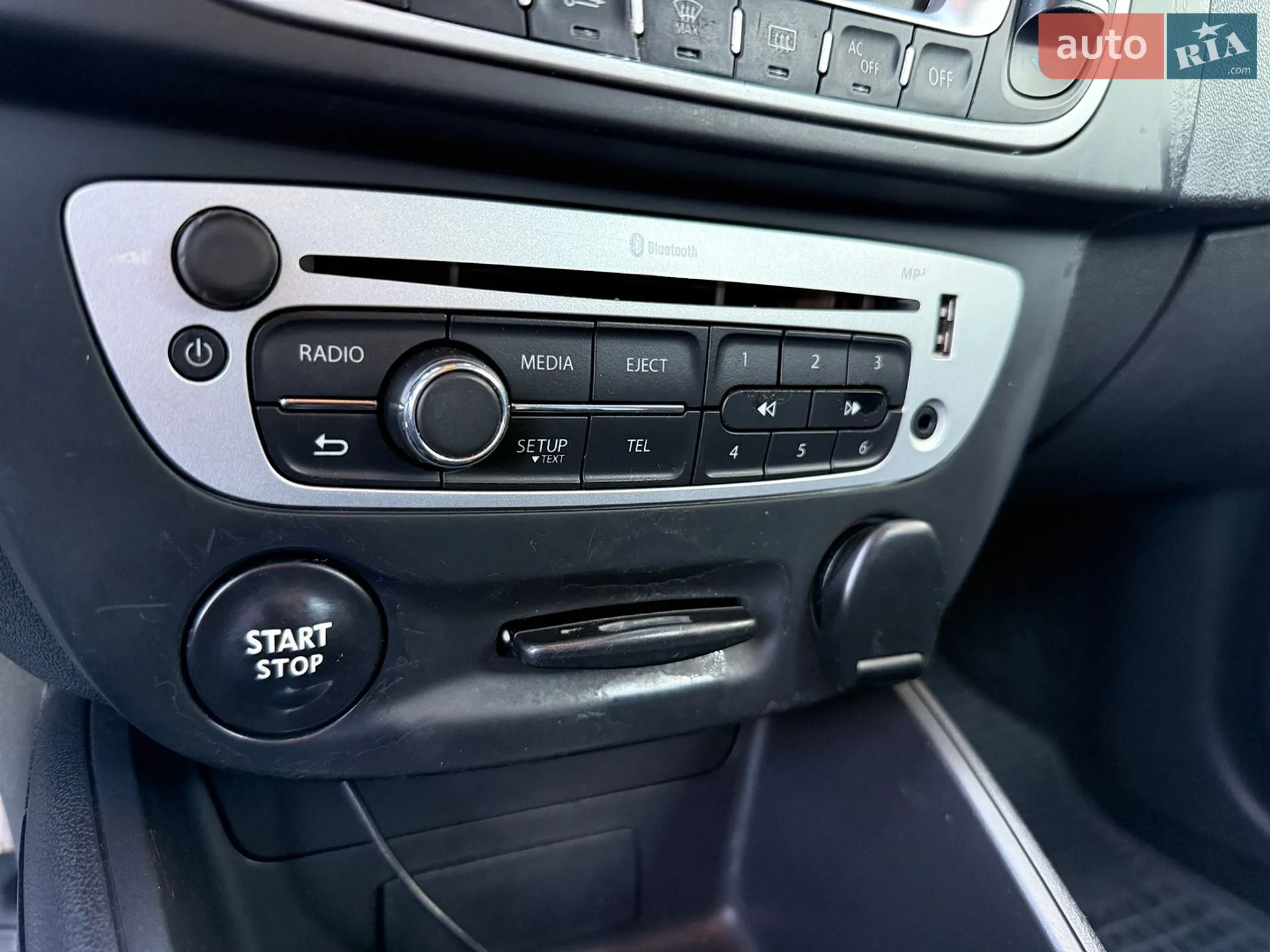 2014 Renault Megane - мініатюра 48