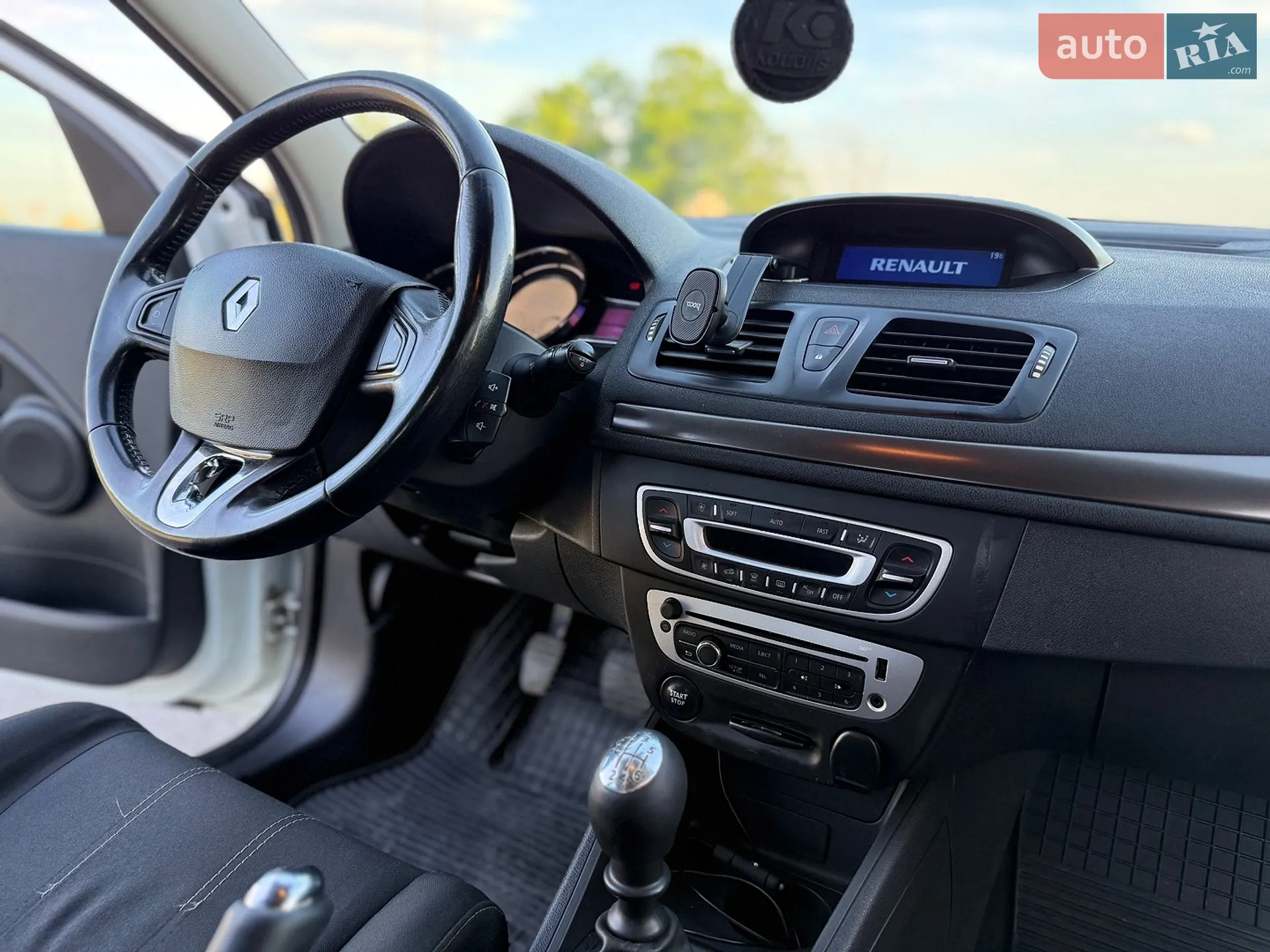 2014 Renault Megane - мініатюра 57