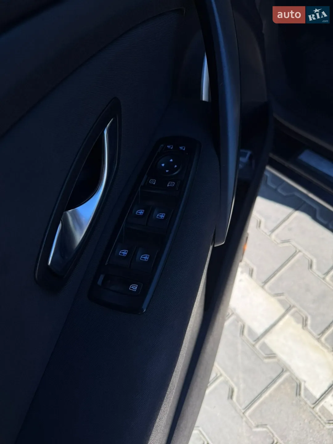 2010 Renault Megane - мініатюра 11