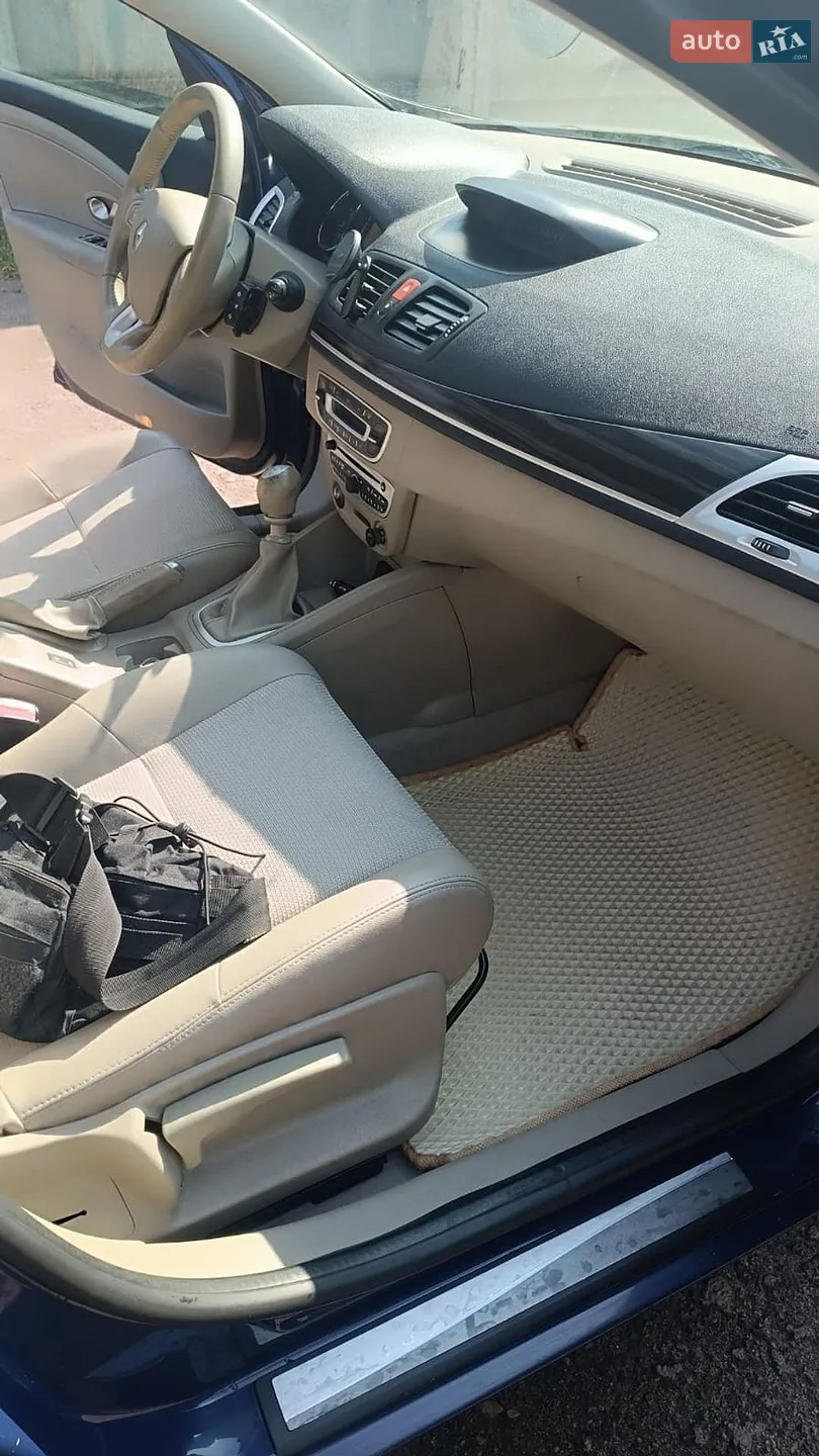 2010 Renault Megane - мініатюра 8