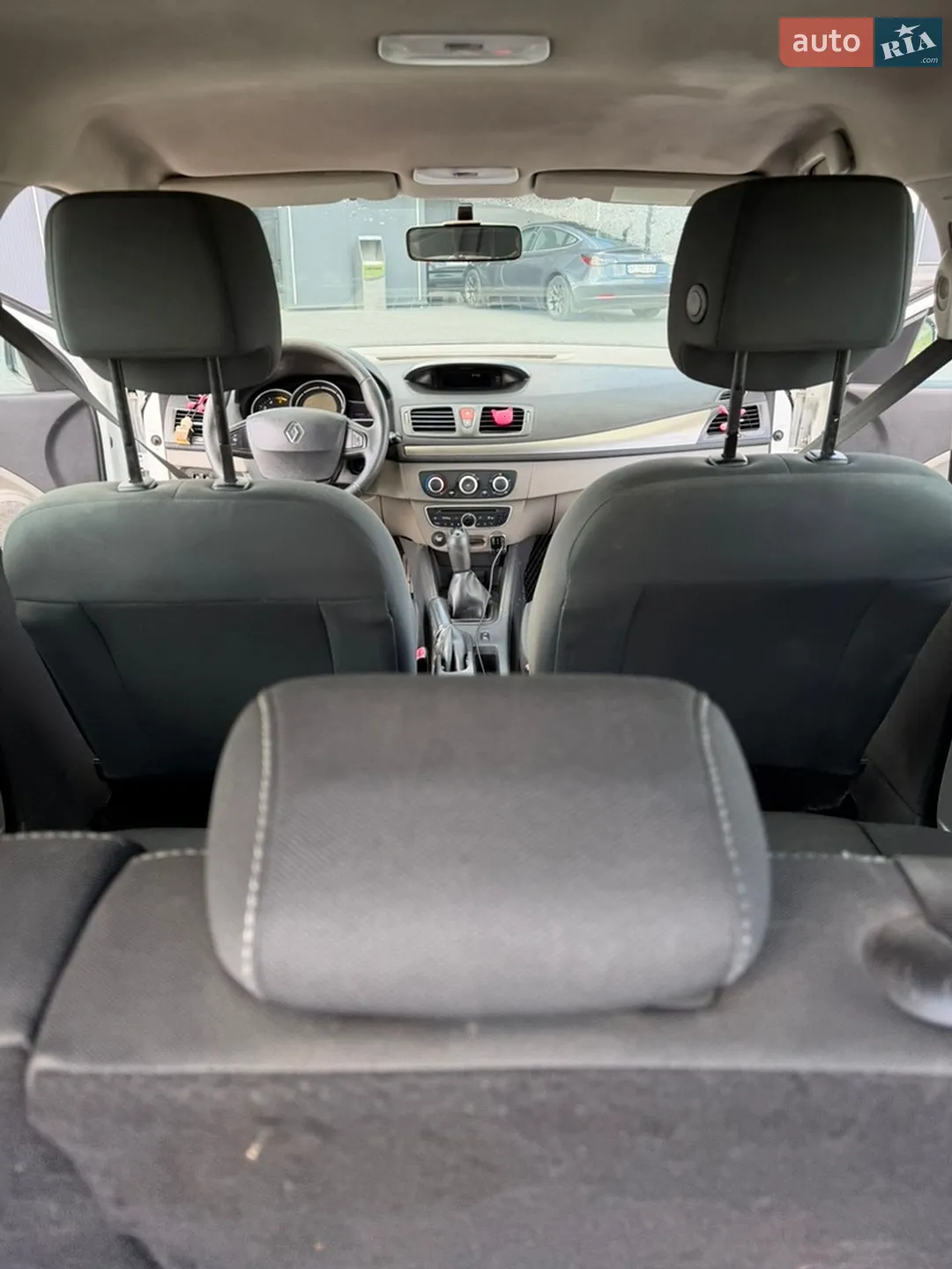 2010 Renault Megane - мініатюра 9