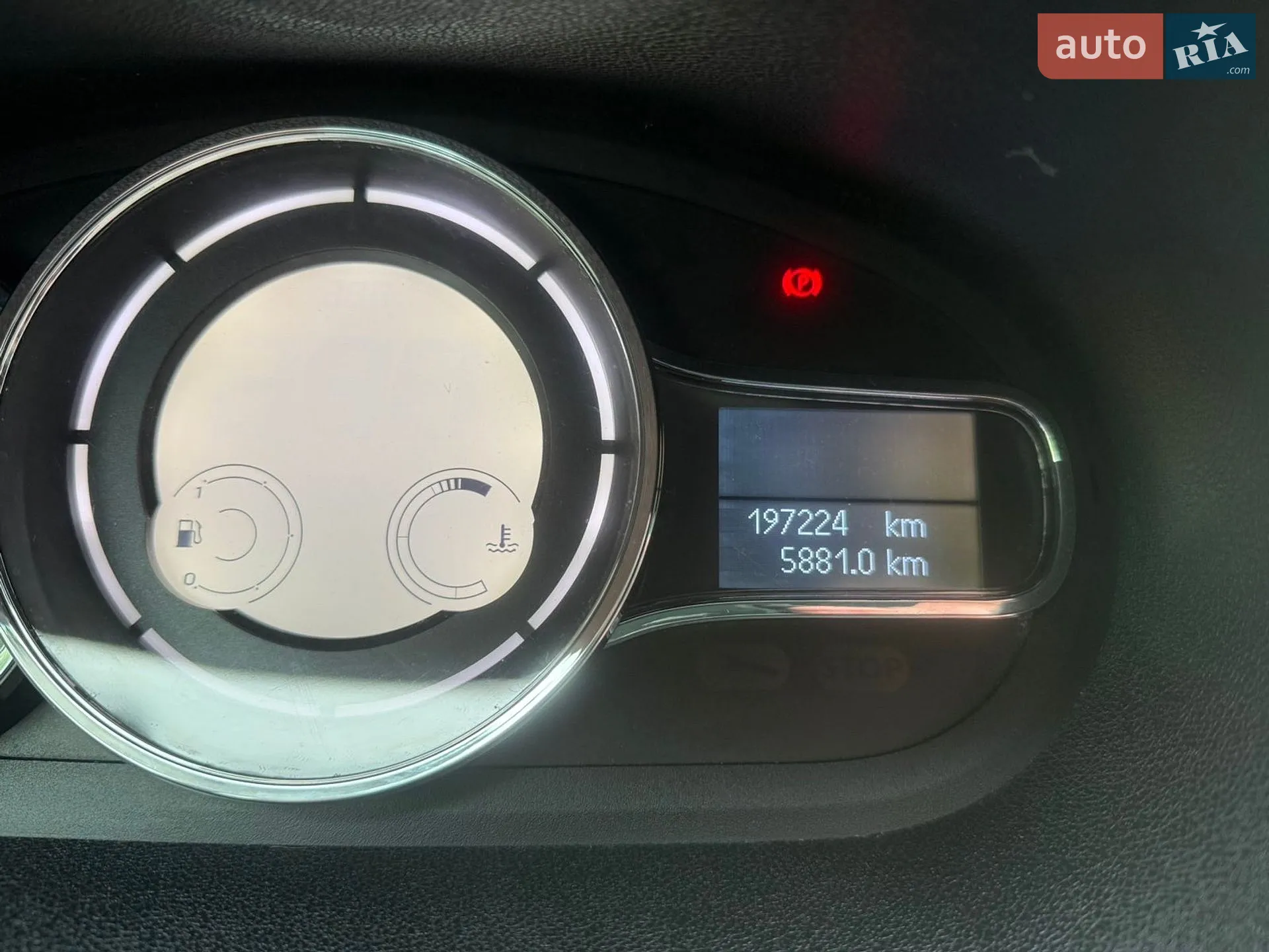 2015 Renault Megane - мініатюра 31