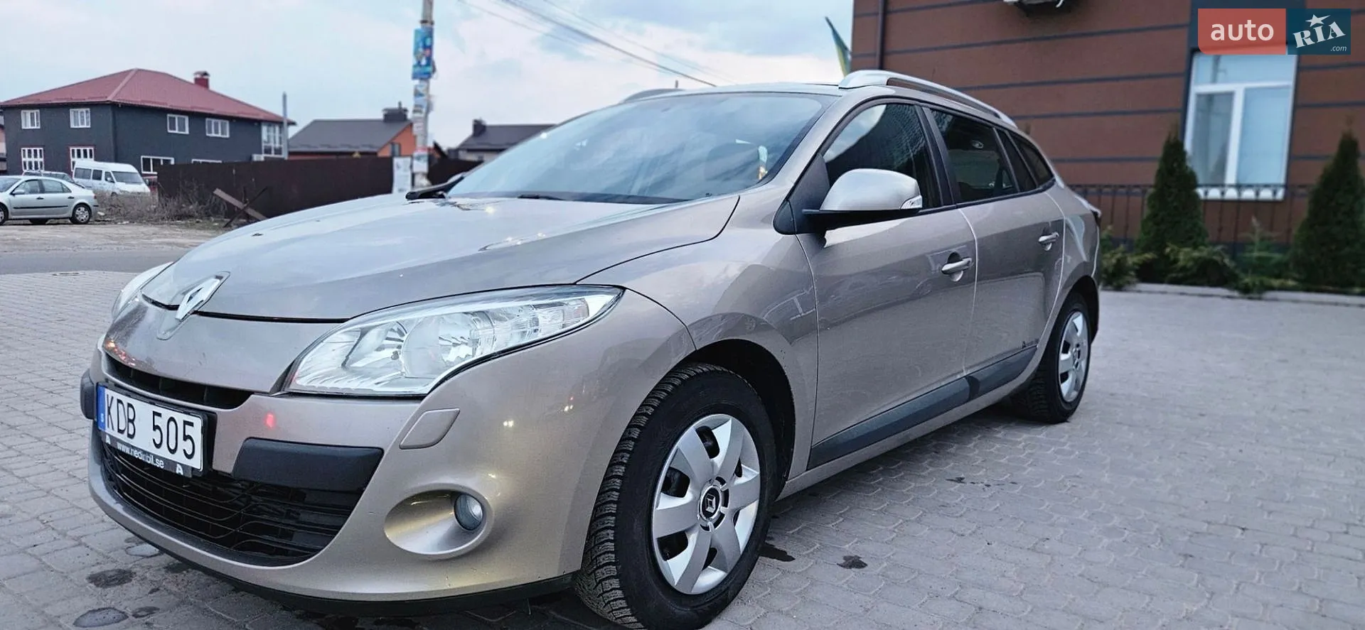 2010 Renault Megane - мініатюра 36