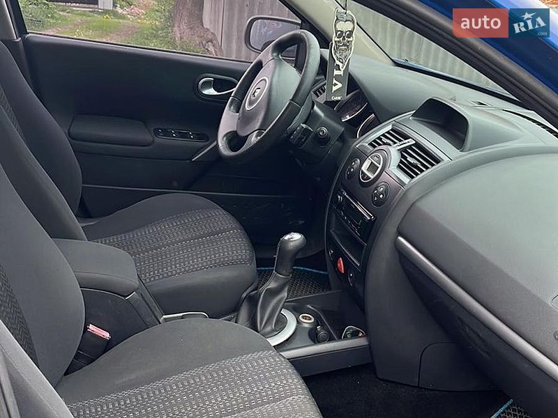 Хэтчбек Renault Megane 2006 в Валках