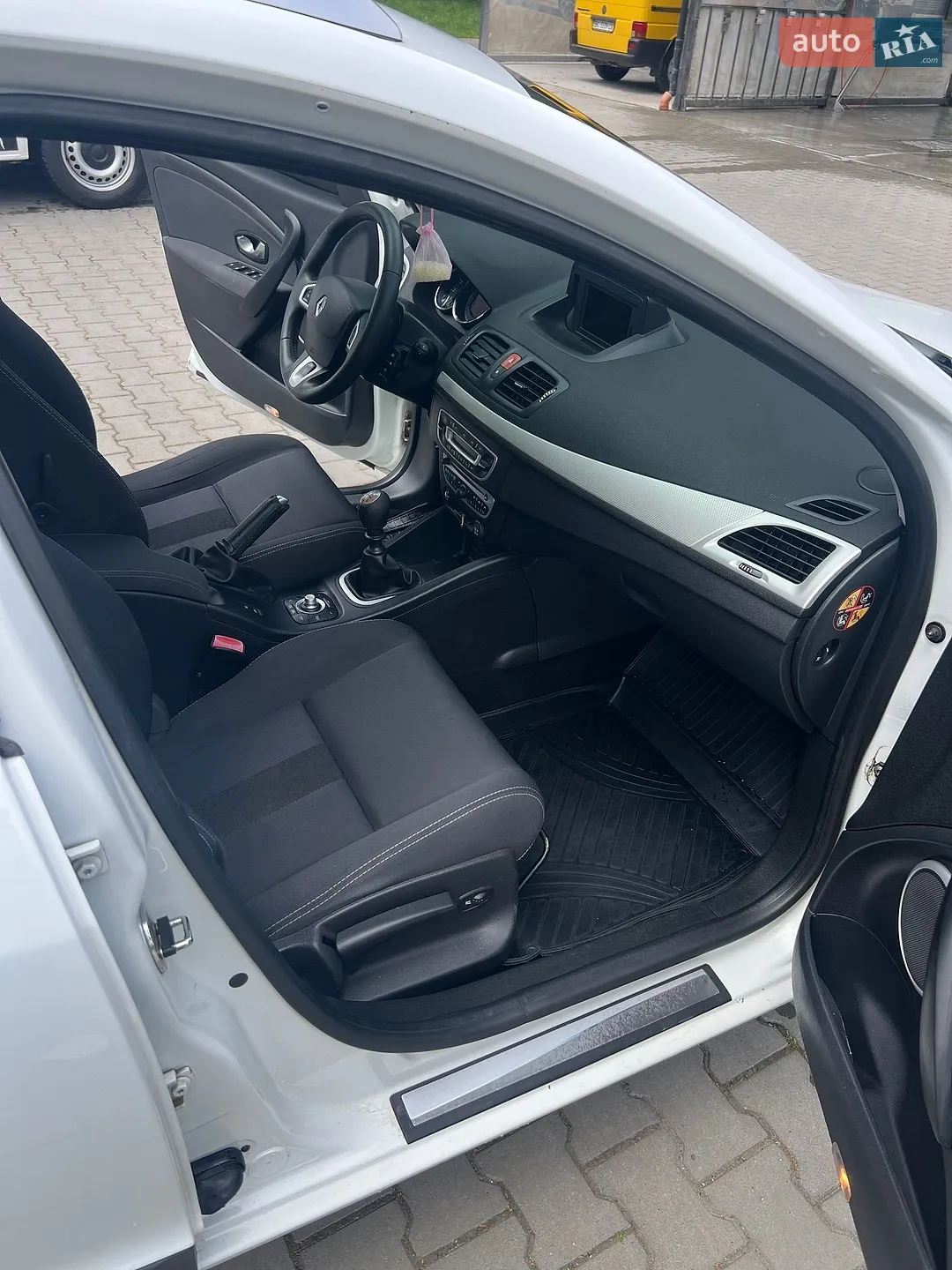2011 Renault Megane - мініатюра 14
