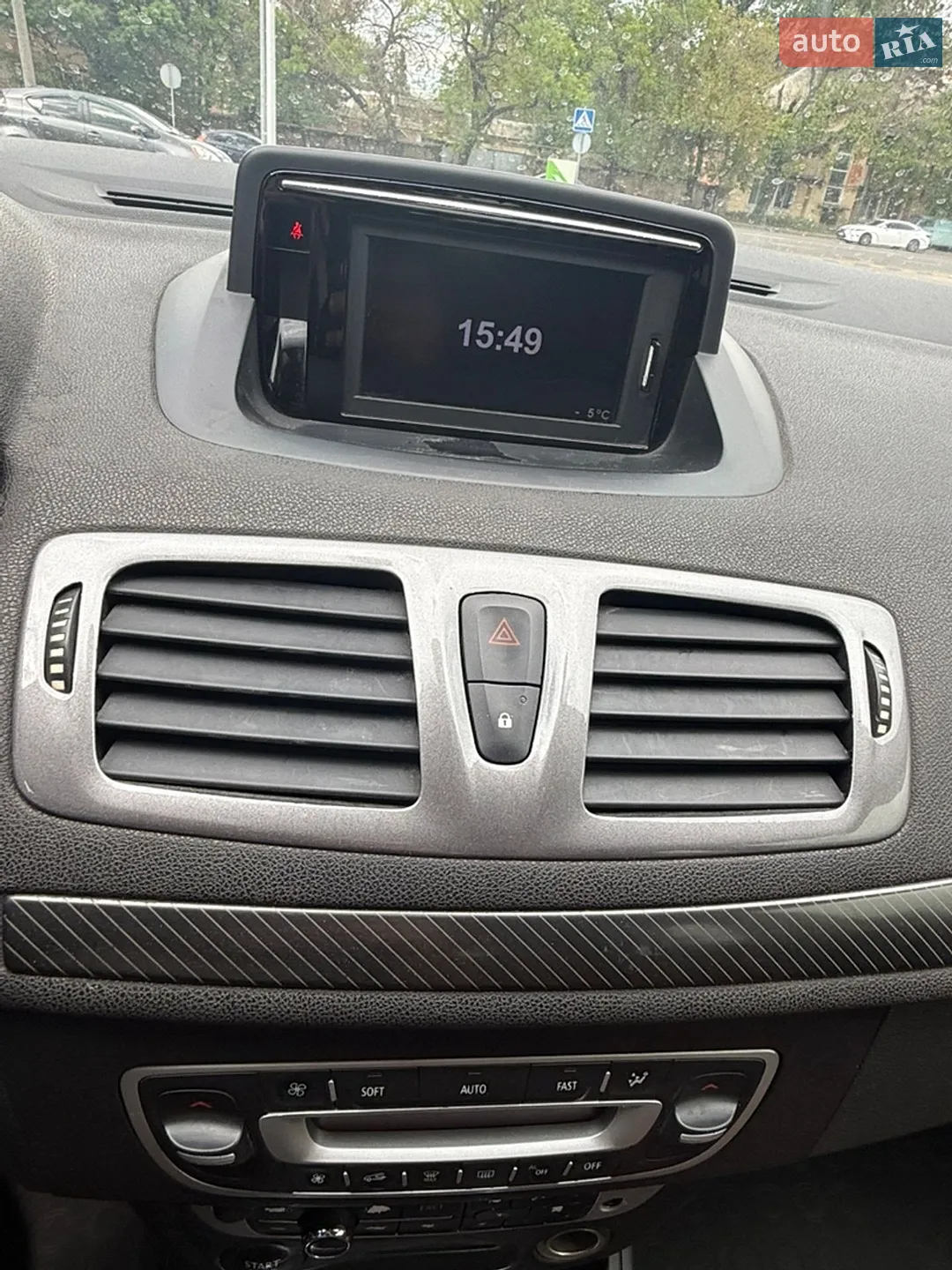 2012 Renault Megane - мініатюра 11