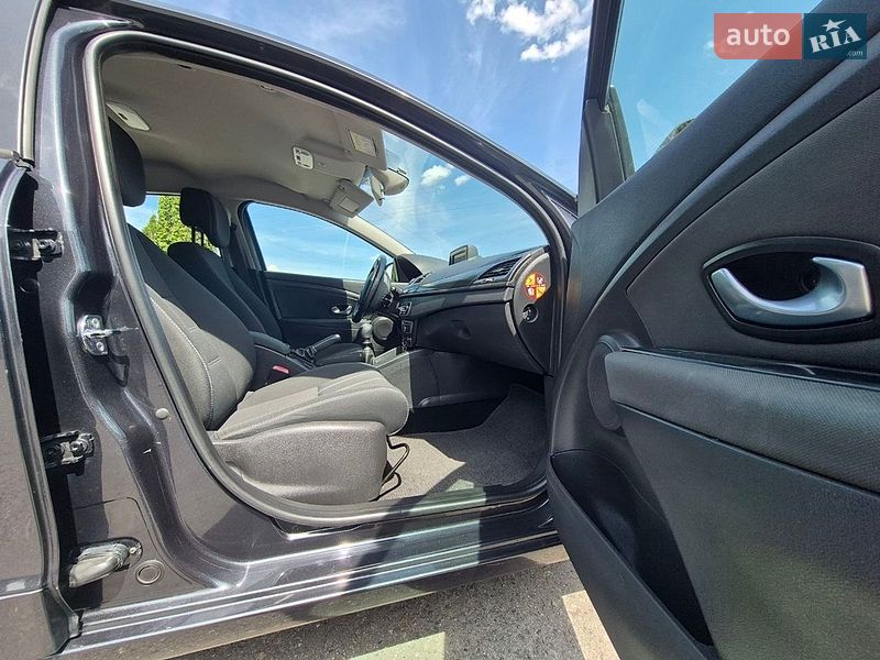 Хэтчбек Renault Megane 2014 в Дубно фото 10 Хэтчбек Renault Megane 2014 в Дубно