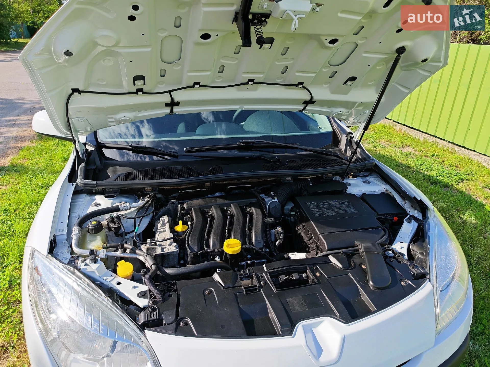2010 Renault Megane - мініатюра 15