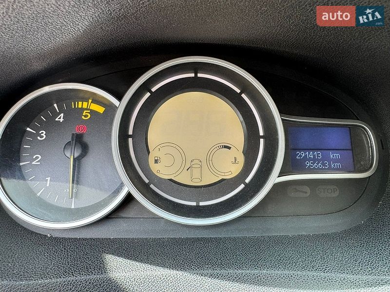 Универсал Renault Megane 2011 в Житомире фото 8 Универсал Renault Megane 2011 в Житомире