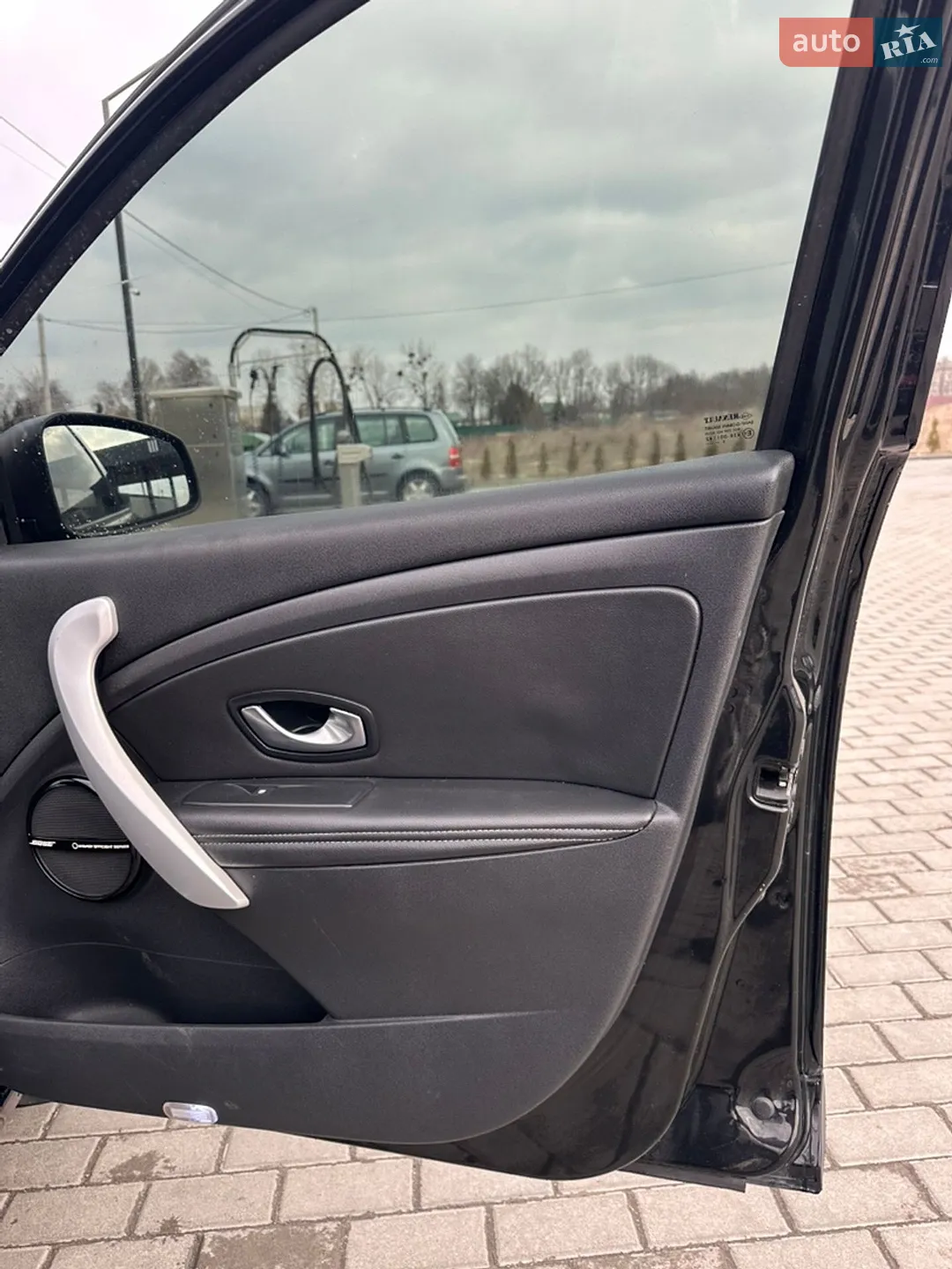 2011 Renault Megane - мініатюра 11