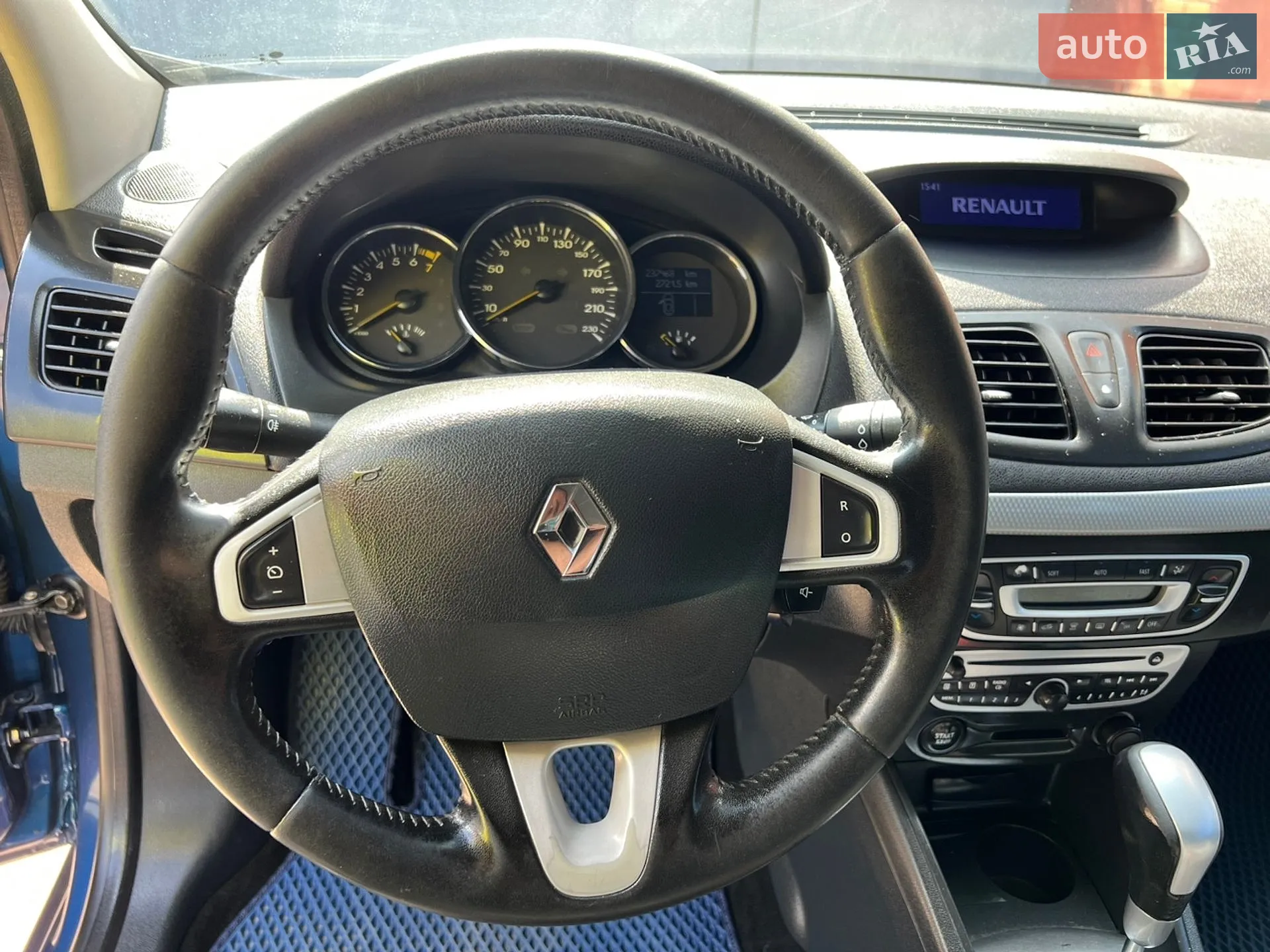 2011 Renault Megane - мініатюра 24
