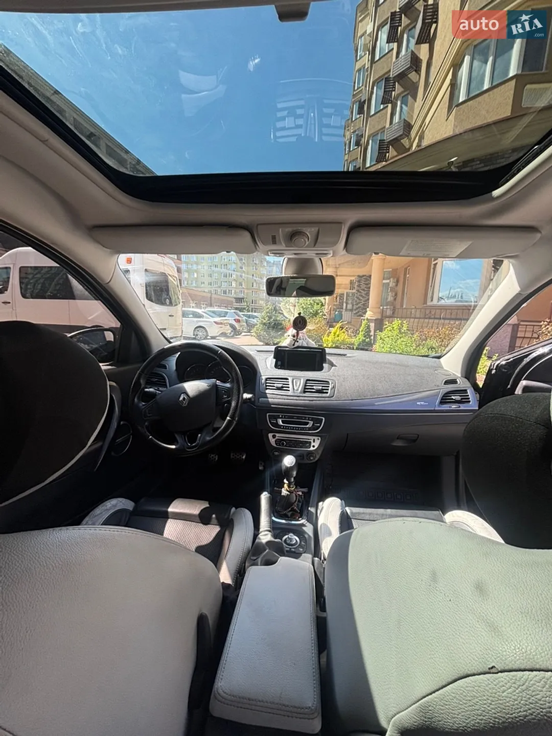 2012 Renault Megane - мініатюра 12