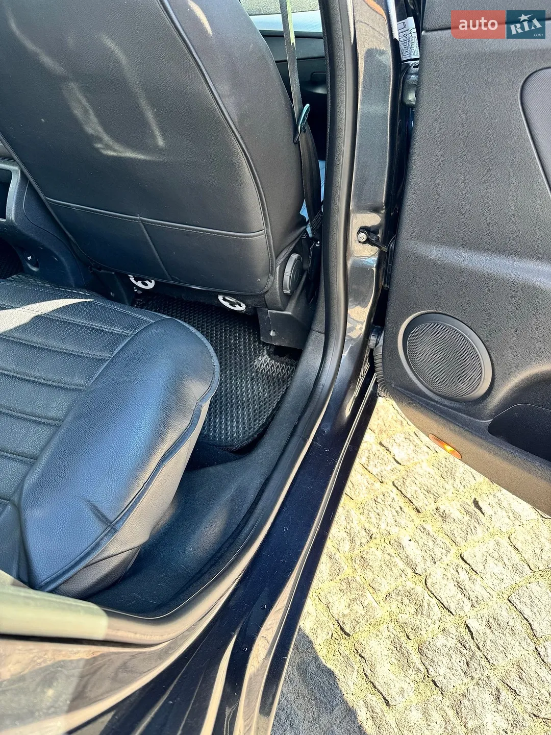2010 Renault Megane - мініатюра 16