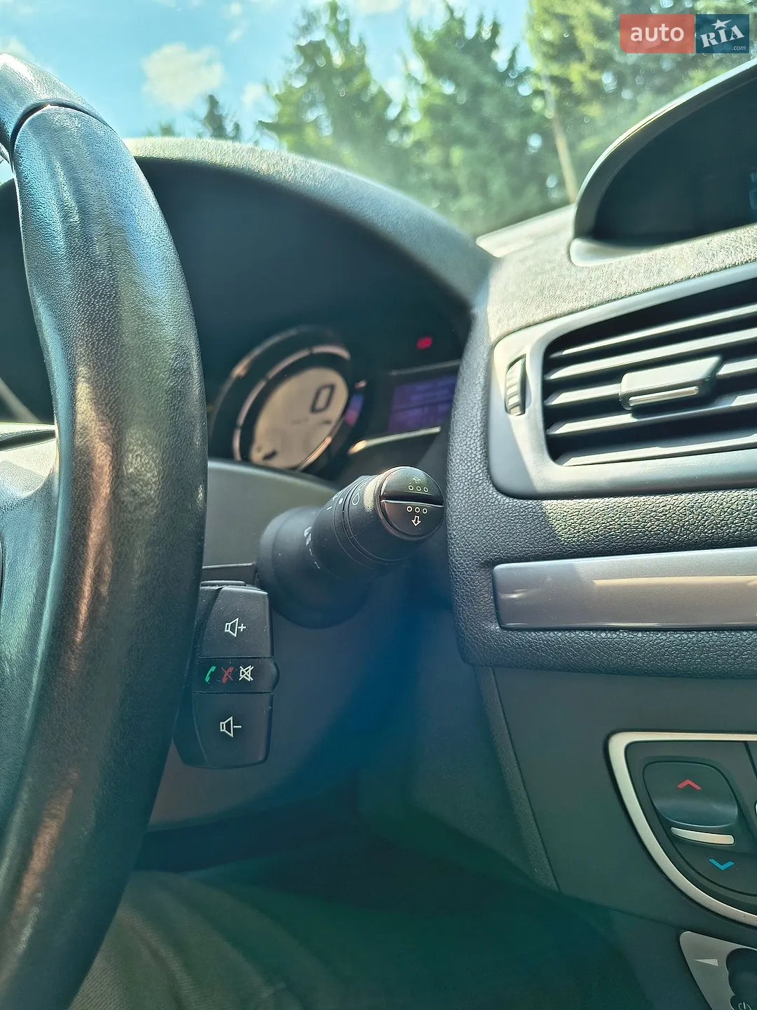 2015 Renault Megane - мініатюра 18