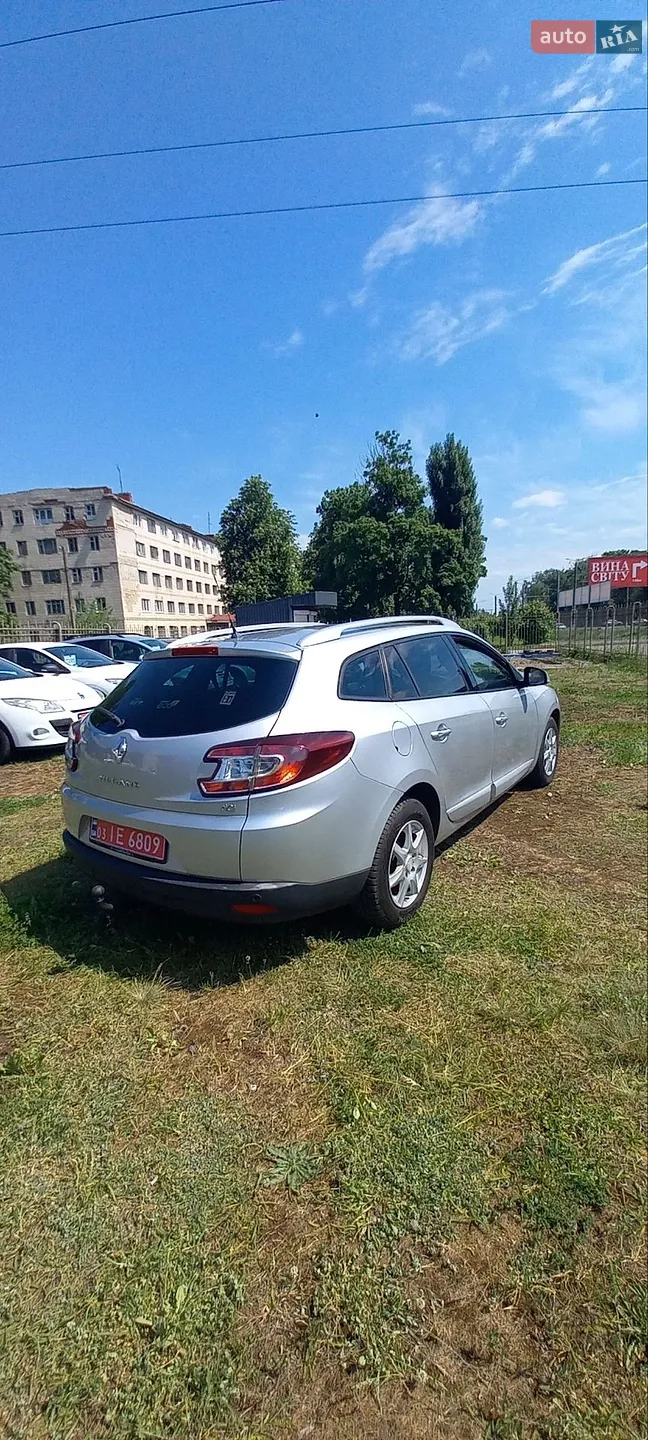2013 Renault Megane - мініатюра 2