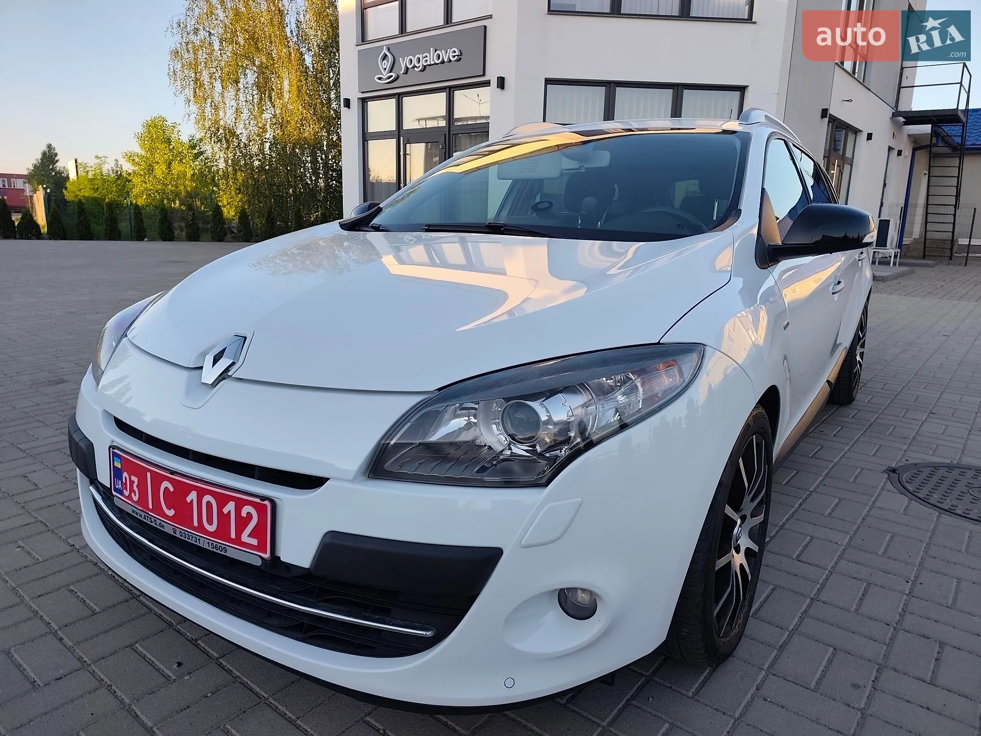 2012 Renault Megane - мініатюра 13