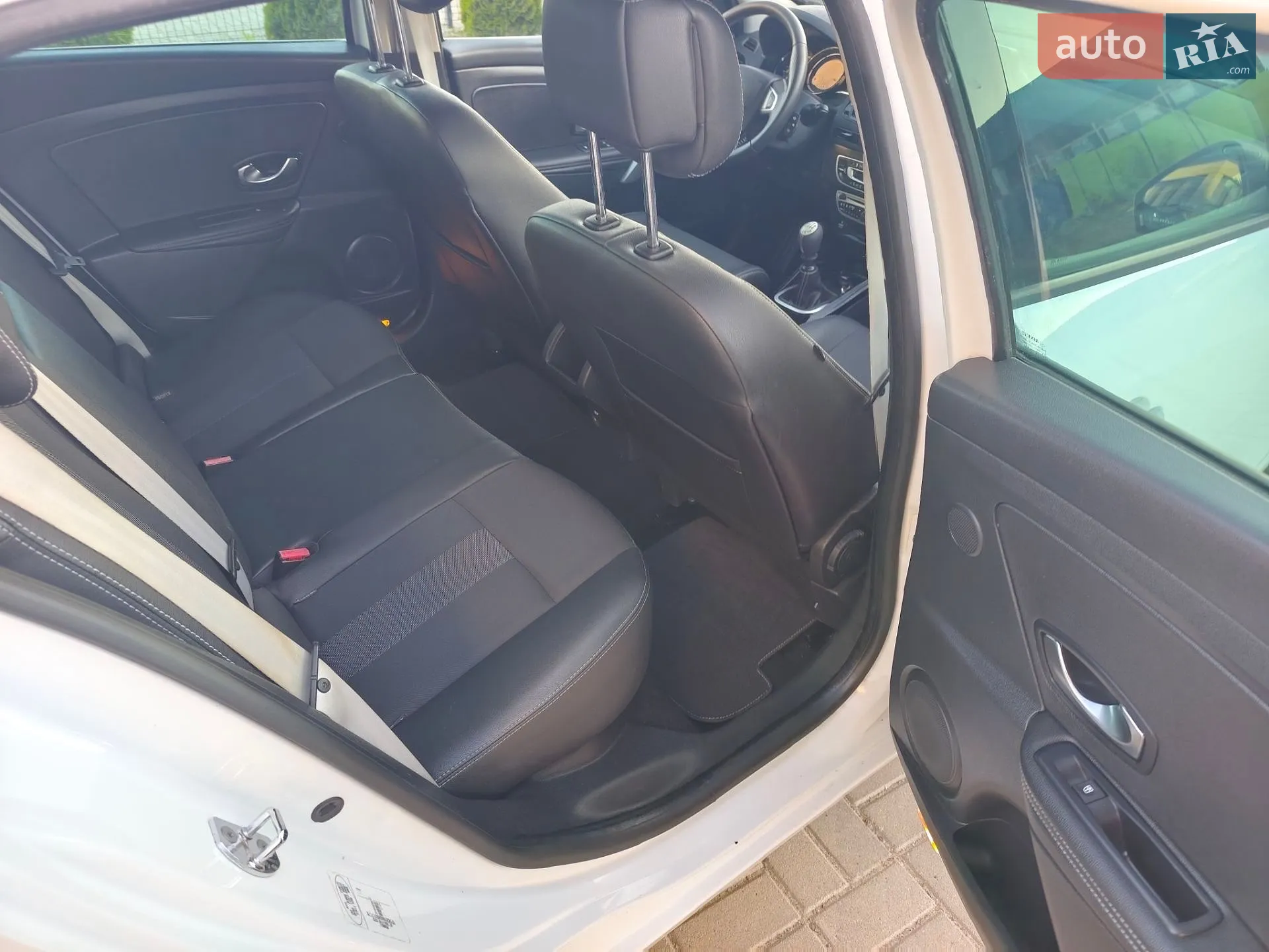 2012 Renault Megane - мініатюра 23