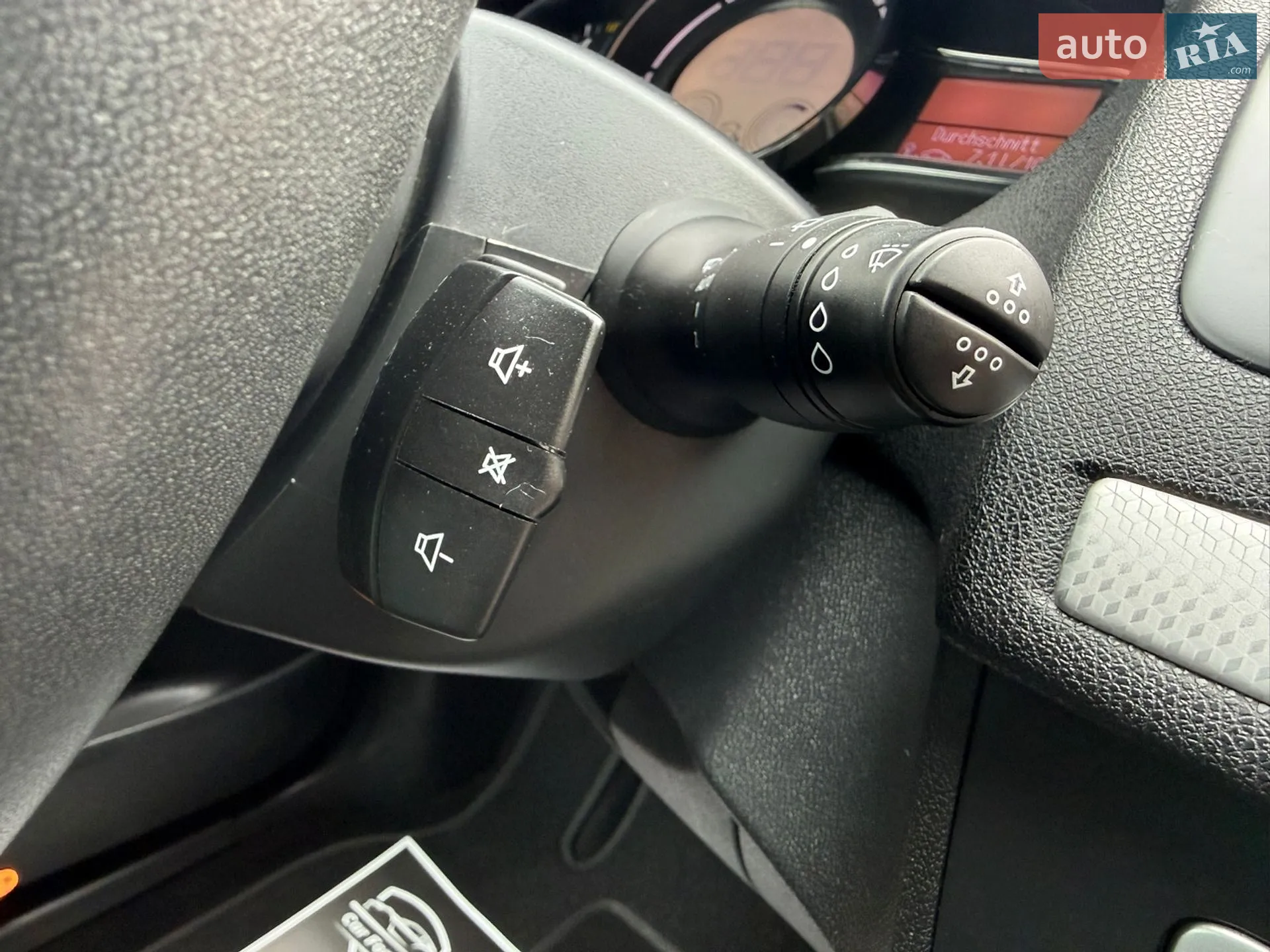 2012 Renault Megane - мініатюра 23