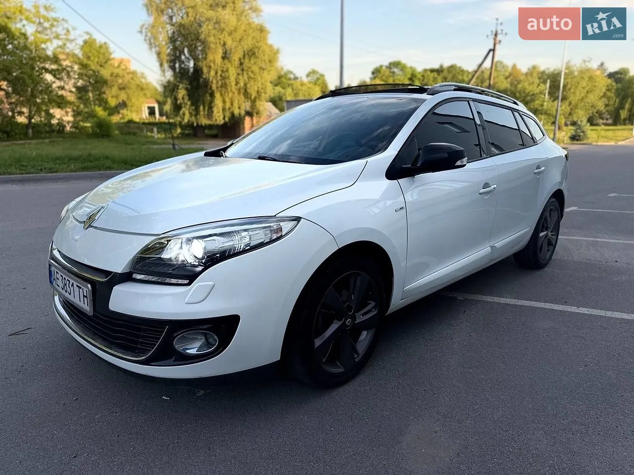 2011 Renault Megane - мініатюра 30