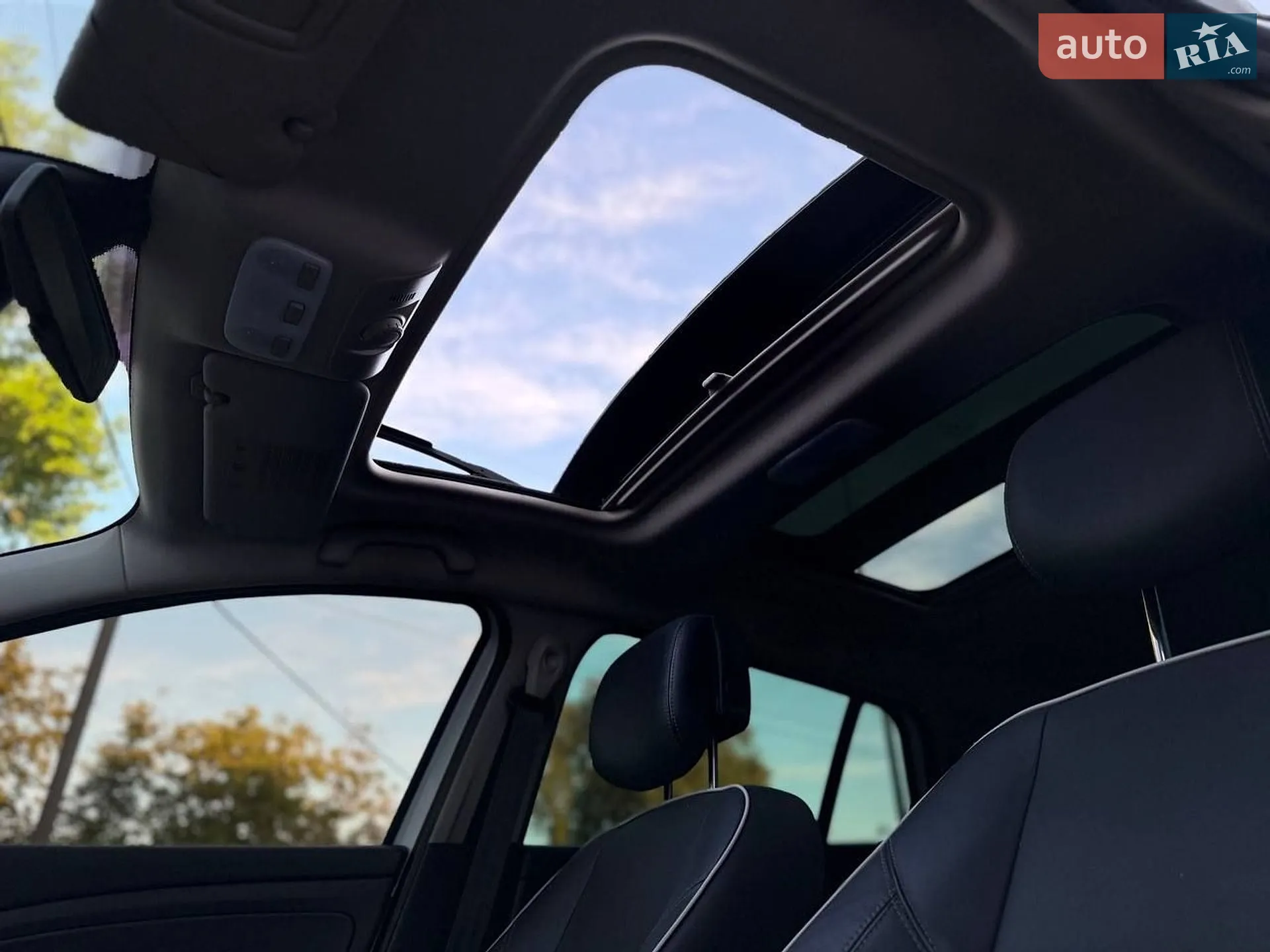 2012 Renault Megane - мініатюра 15