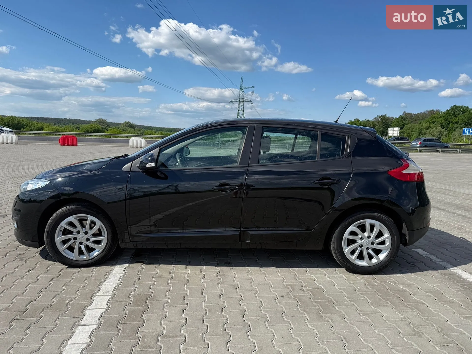 2012 Renault Megane - мініатюра 21