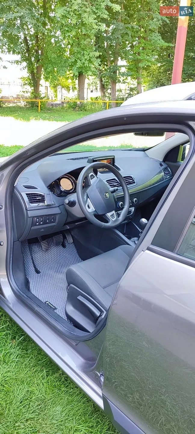 2012 Renault Megane - мініатюра 28