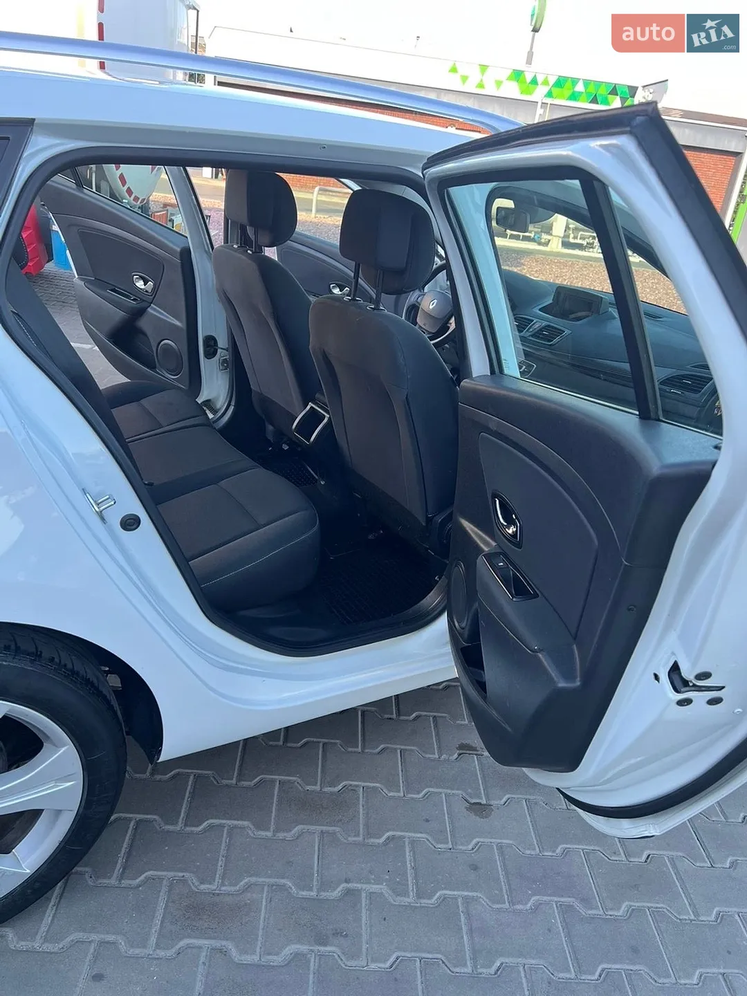 2012 Renault Megane - мініатюра 8