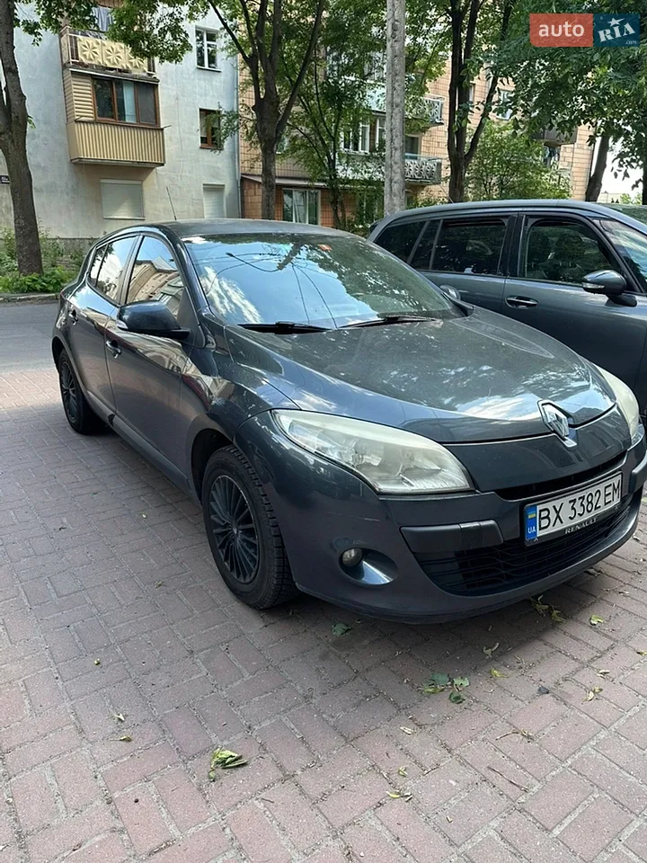 2010 Renault Megane - мініатюра 35