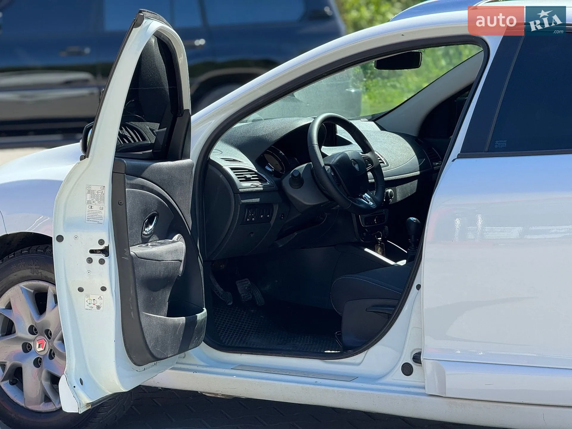 2015 Renault Megane - мініатюра 27